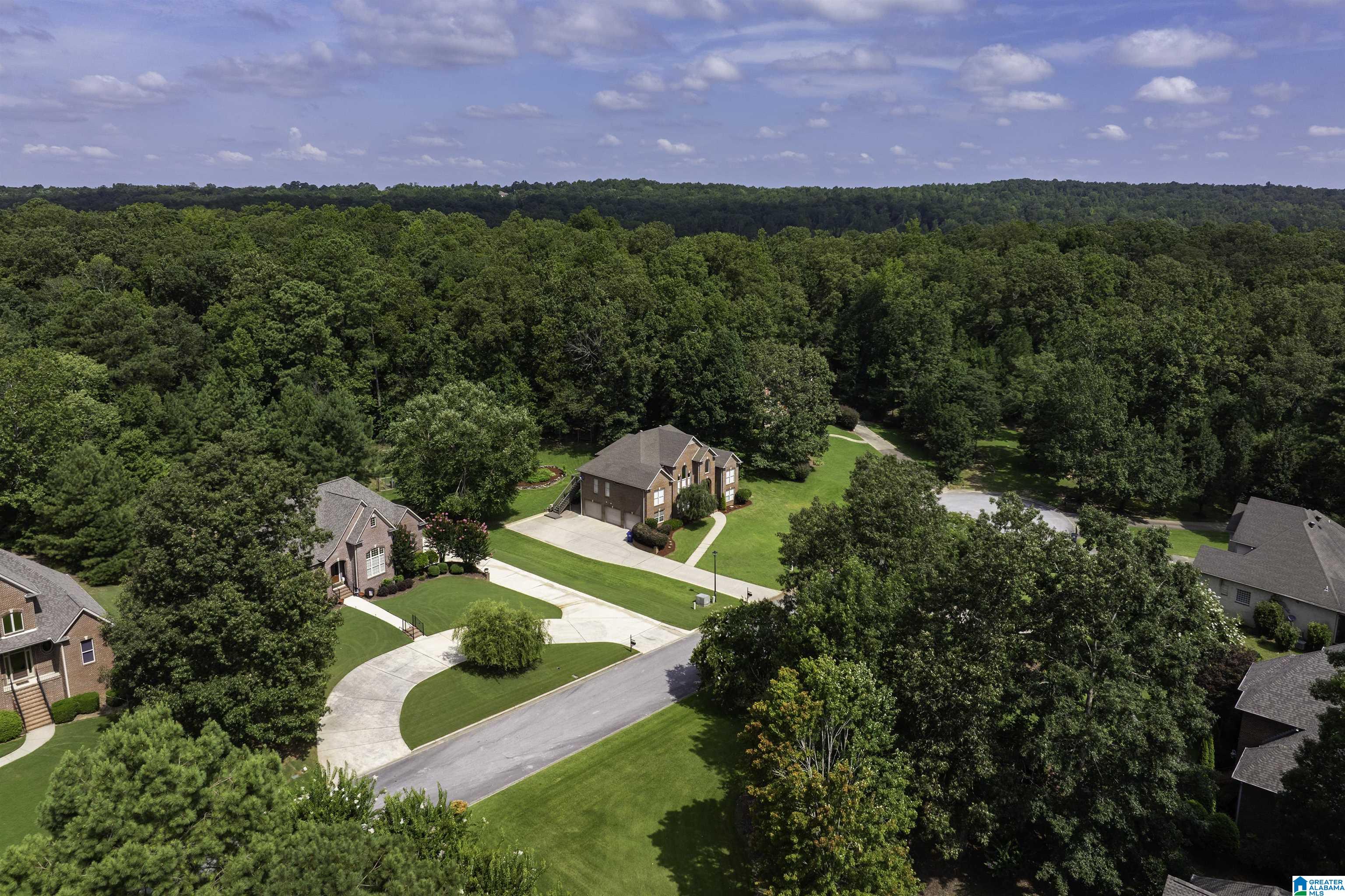 3588 LAKEFRONT TRAIL