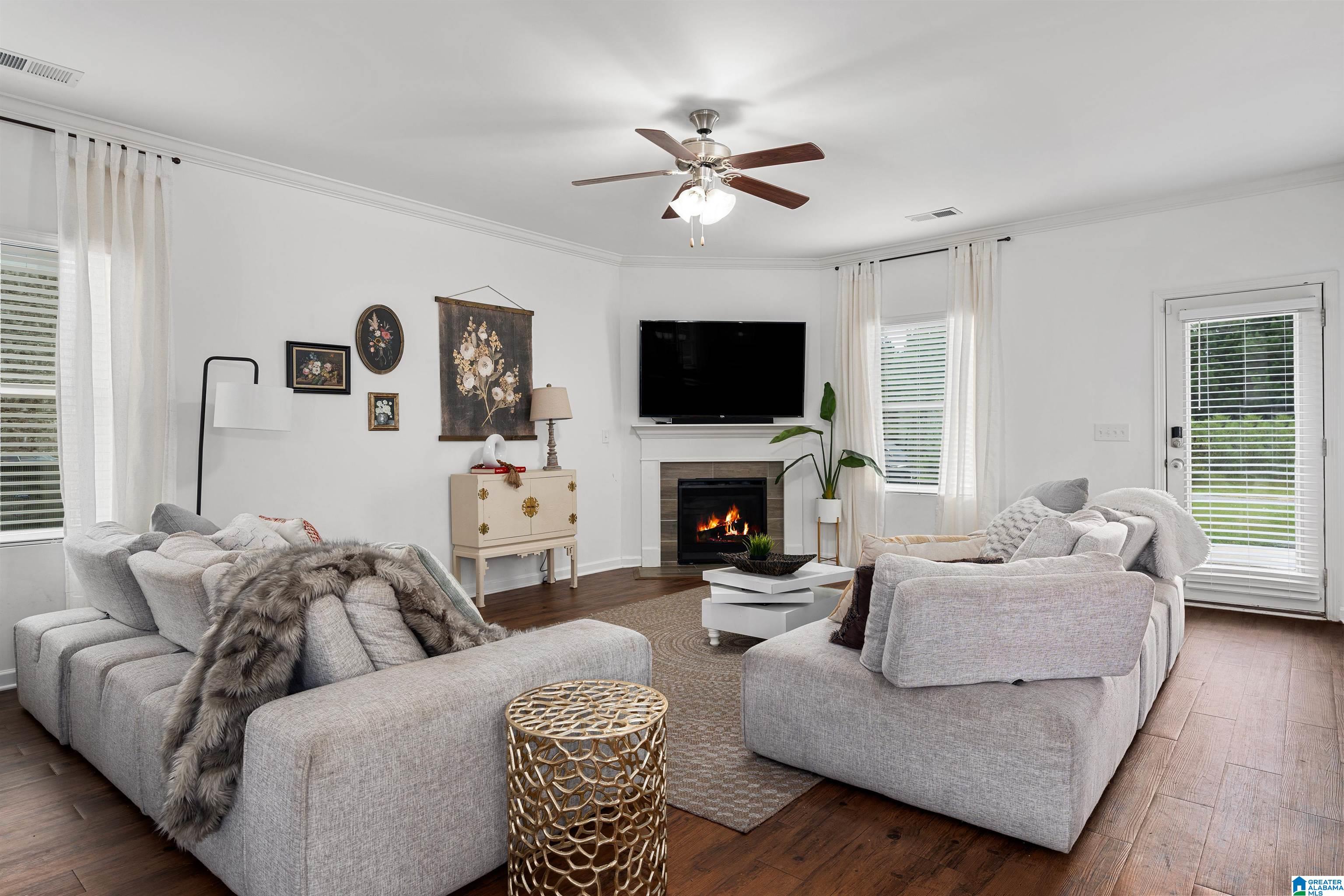 3654 BURLINGTON DRIVE