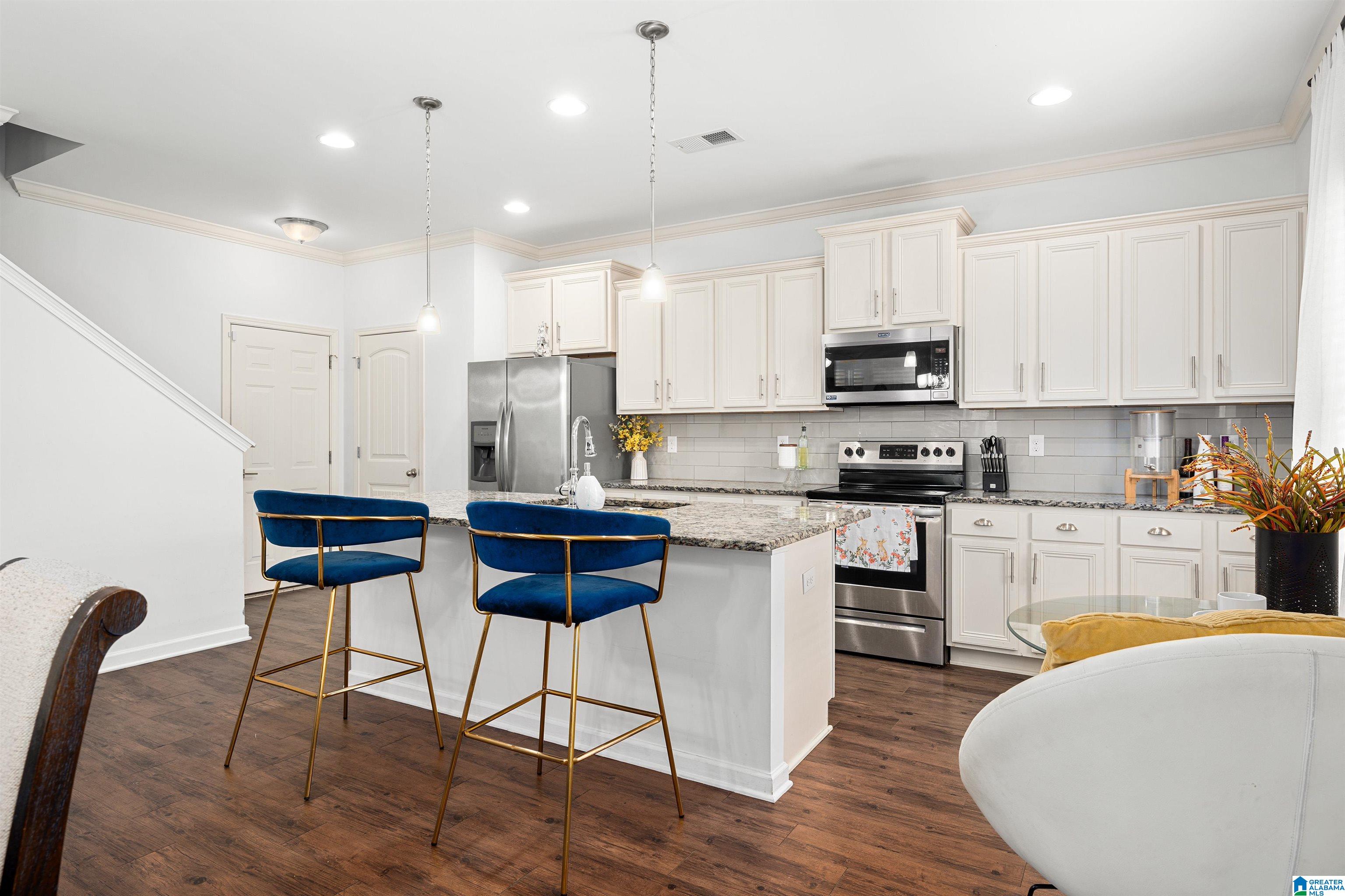 3654 BURLINGTON DRIVE