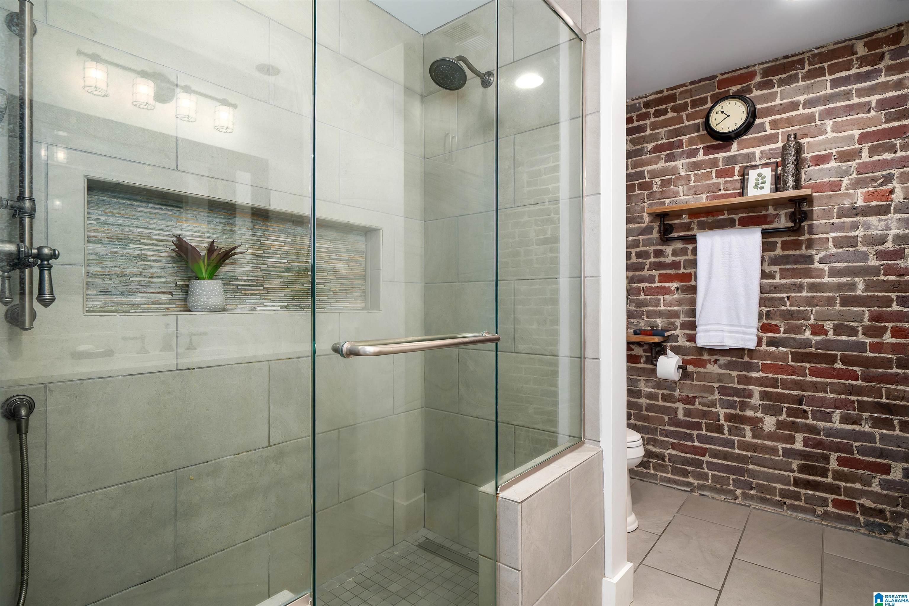 2217 2ND AVENUE N 206