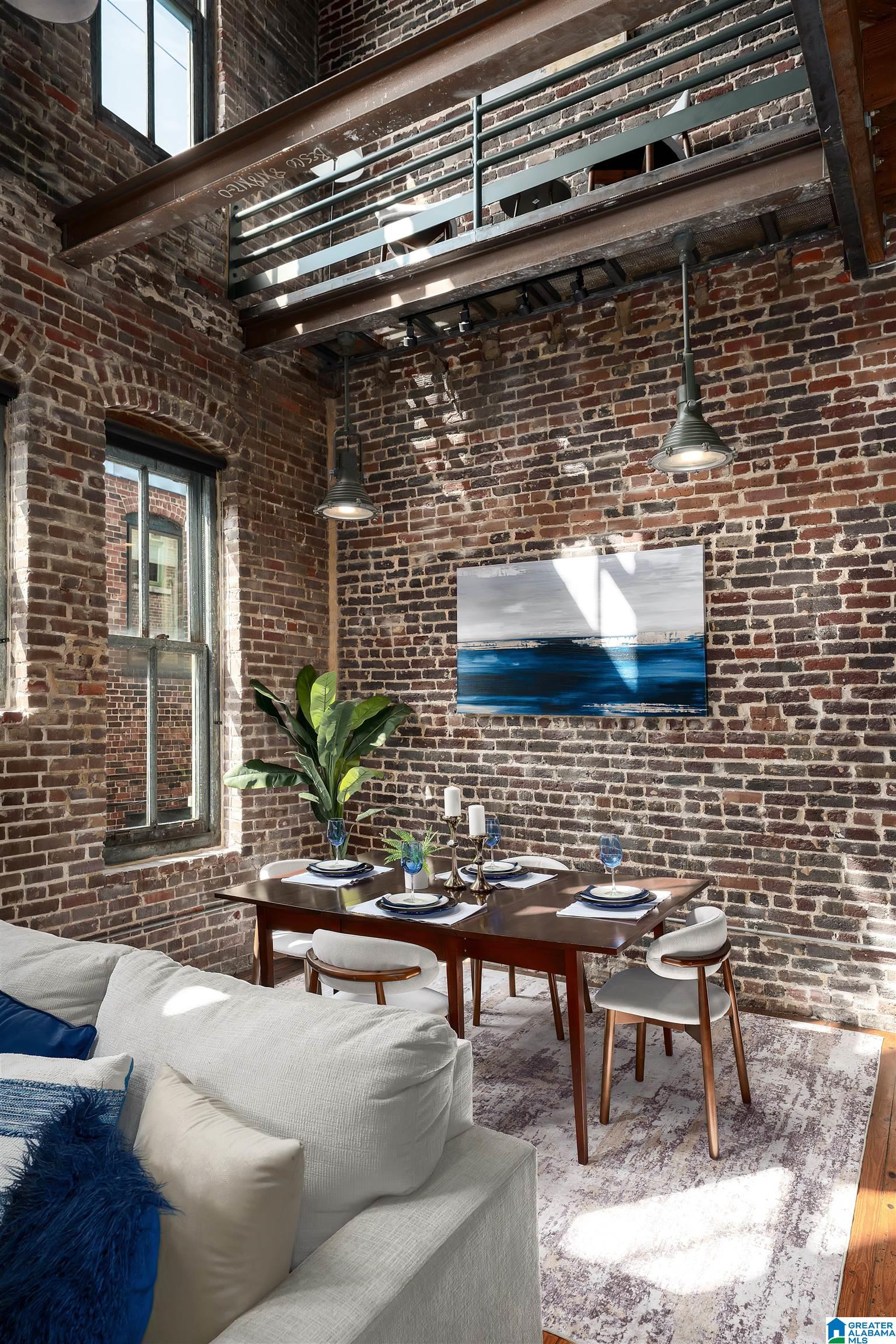 2217 2ND AVENUE N 206