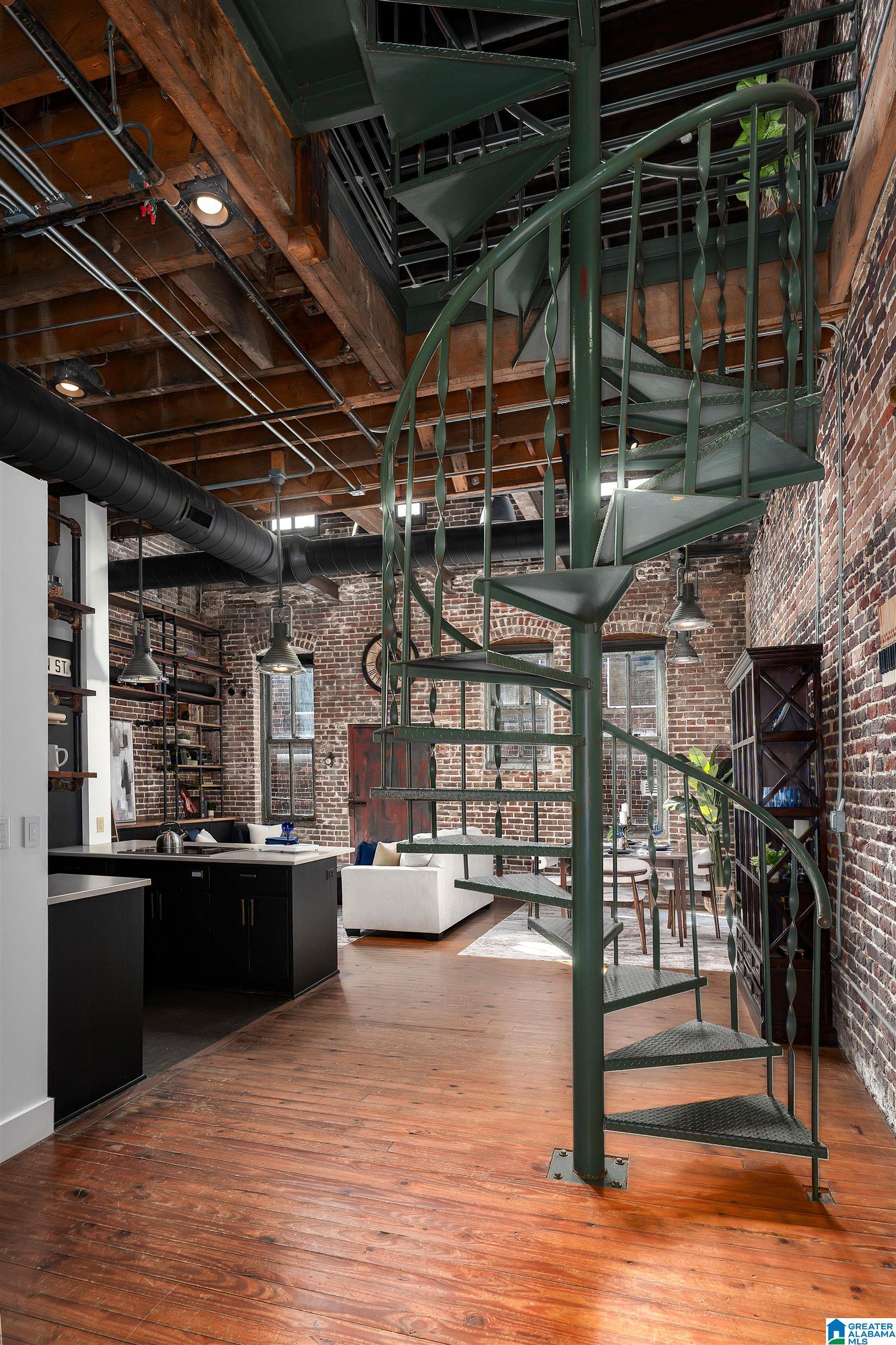 2217 2ND AVENUE N 206