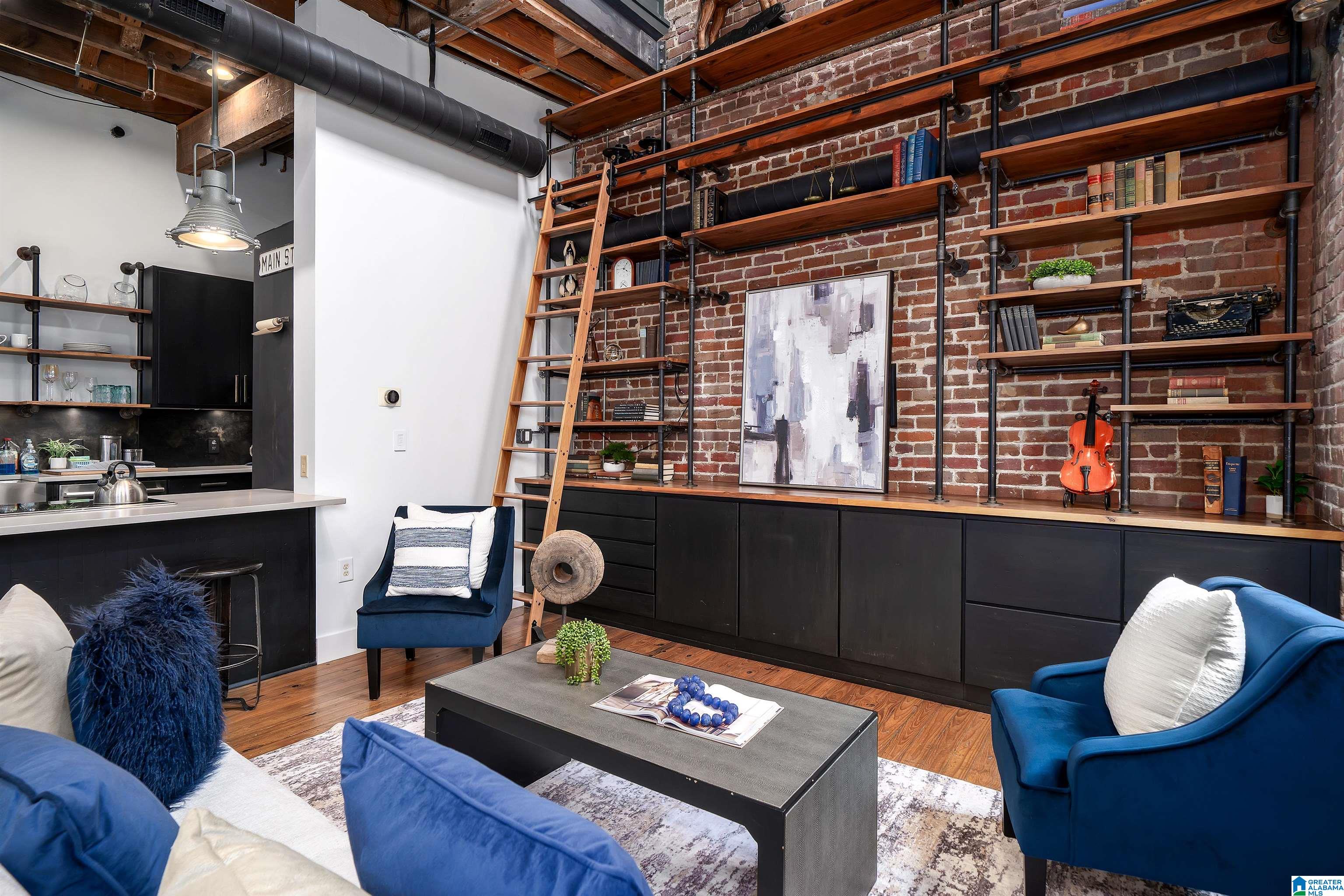 2217 2ND AVENUE N 206