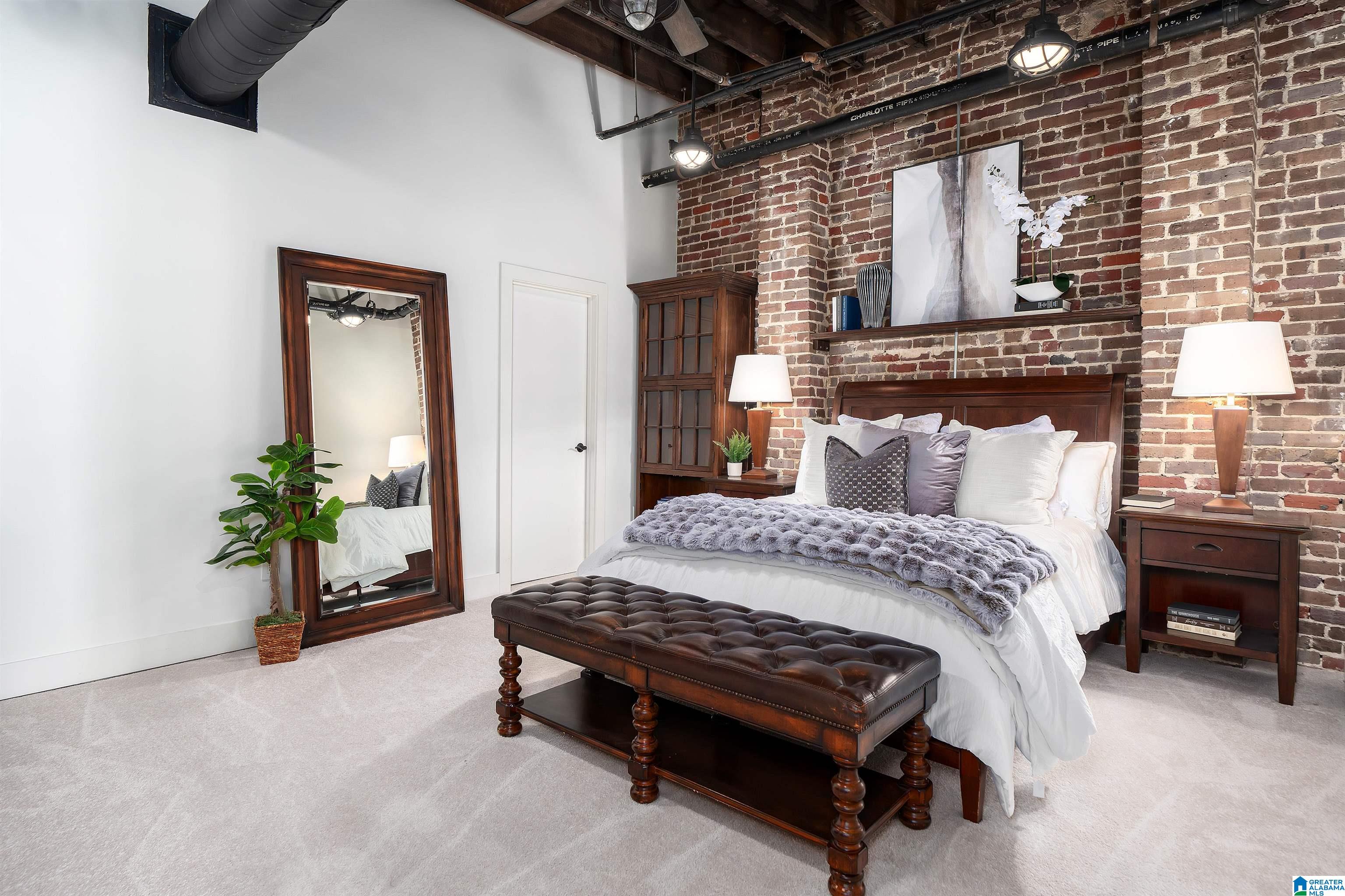 2217 2ND AVENUE N 206