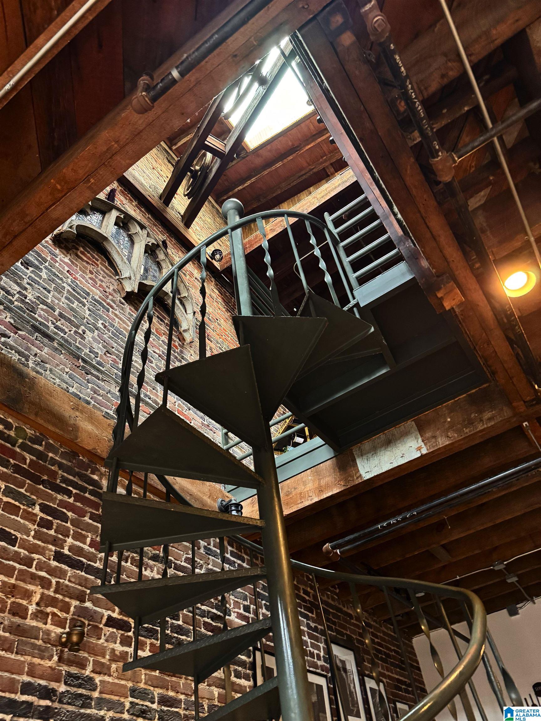 2217 2ND AVENUE N 206