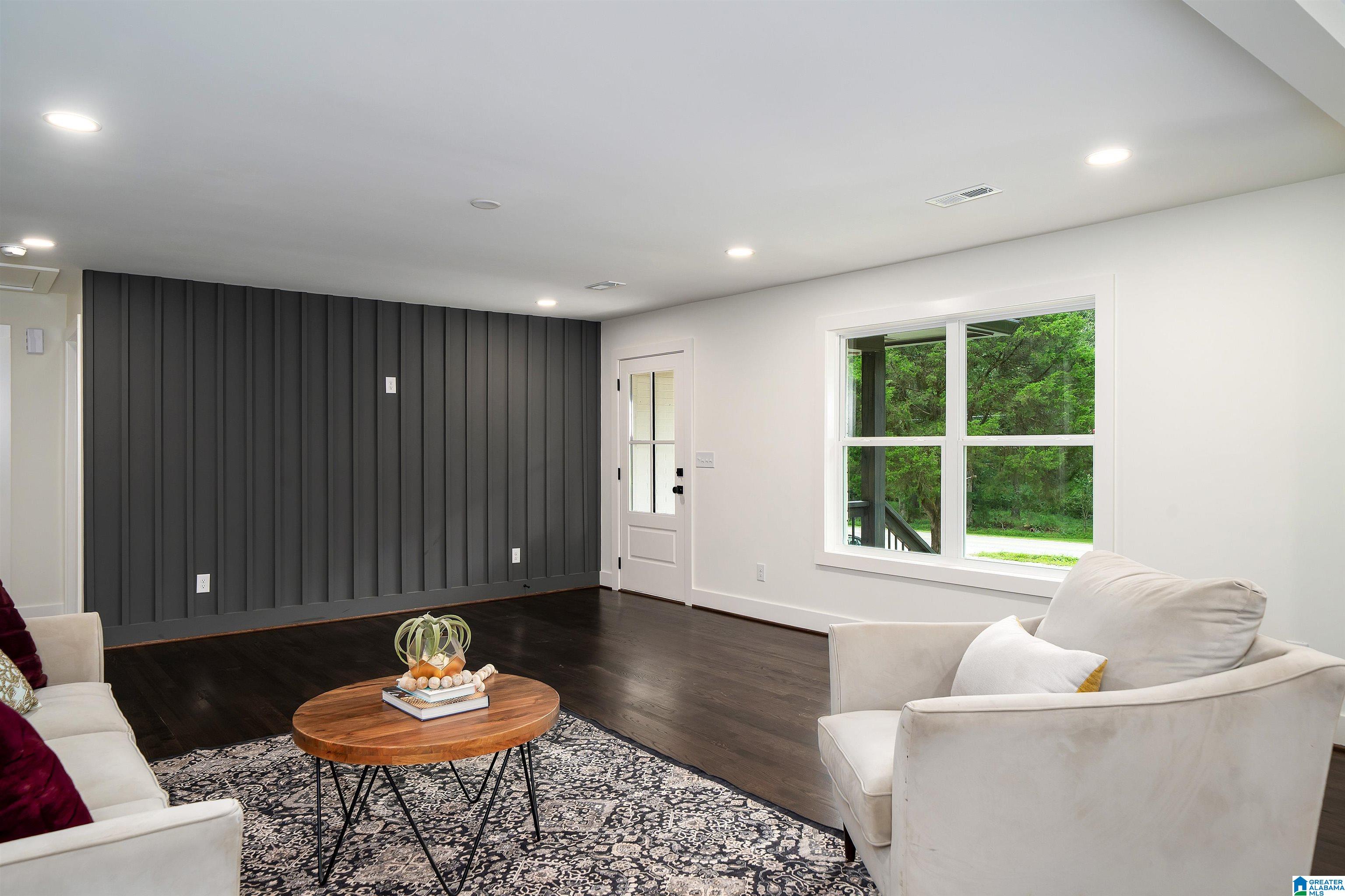 832 CHELSEA ROAD