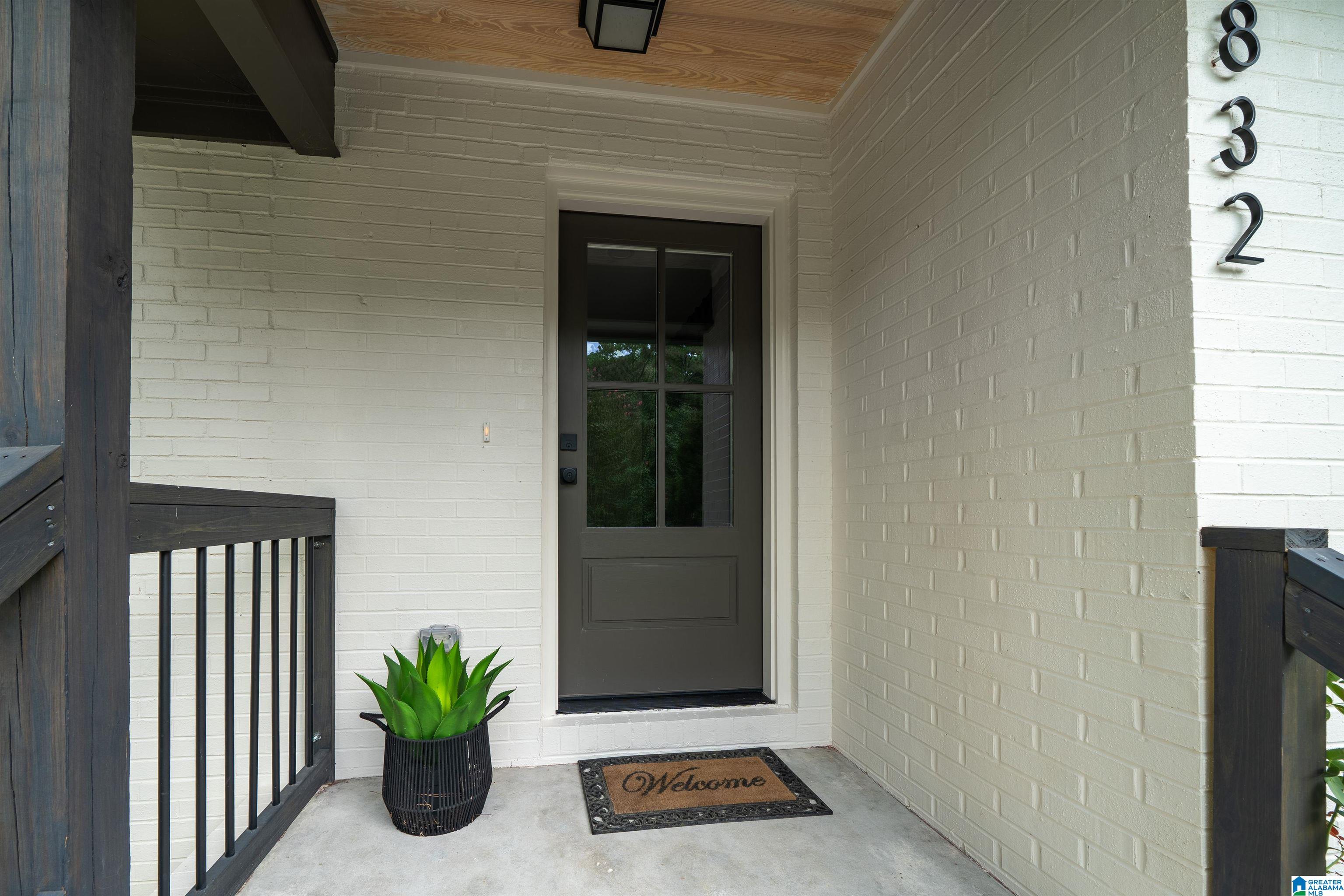832 CHELSEA ROAD