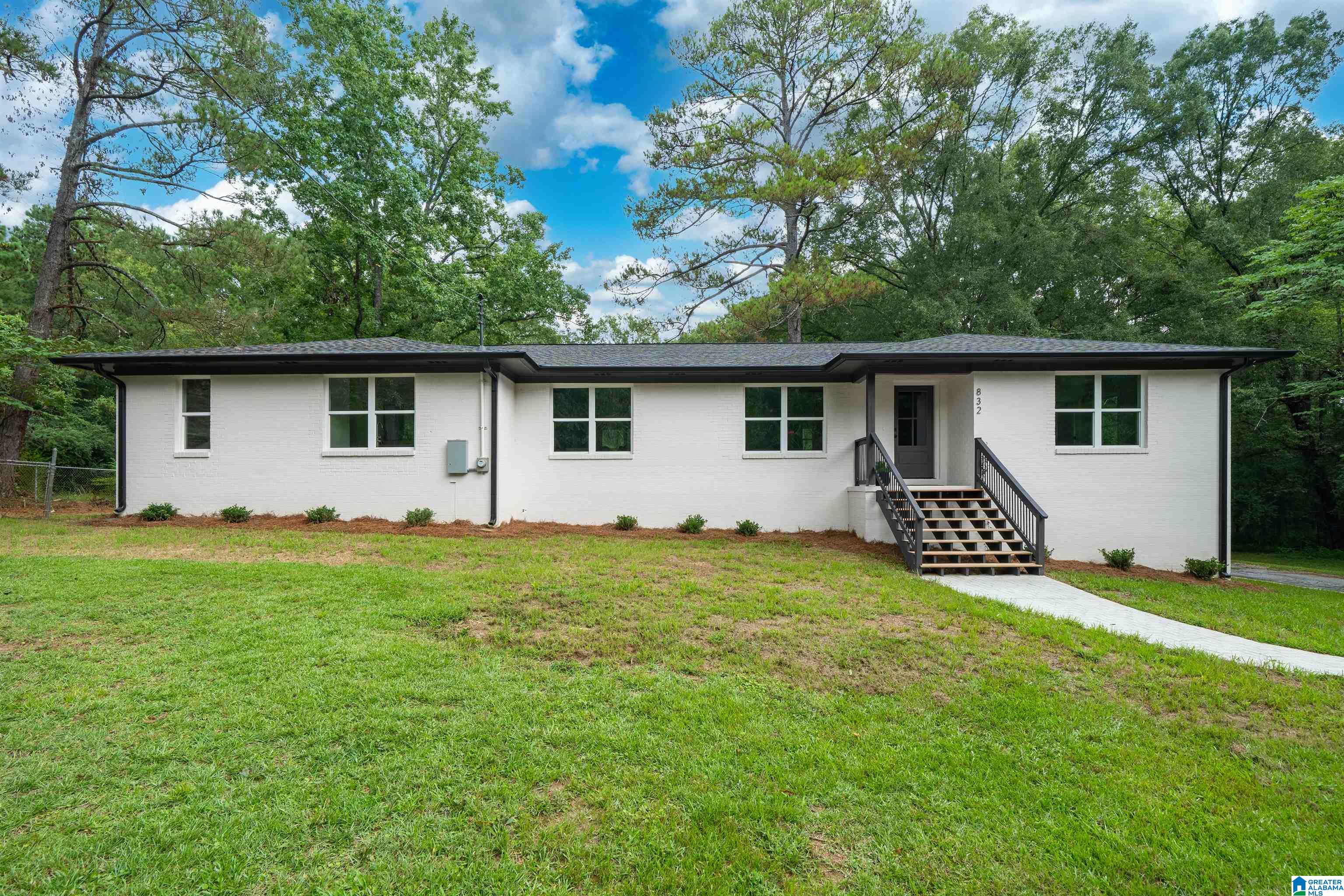 832 CHELSEA ROAD