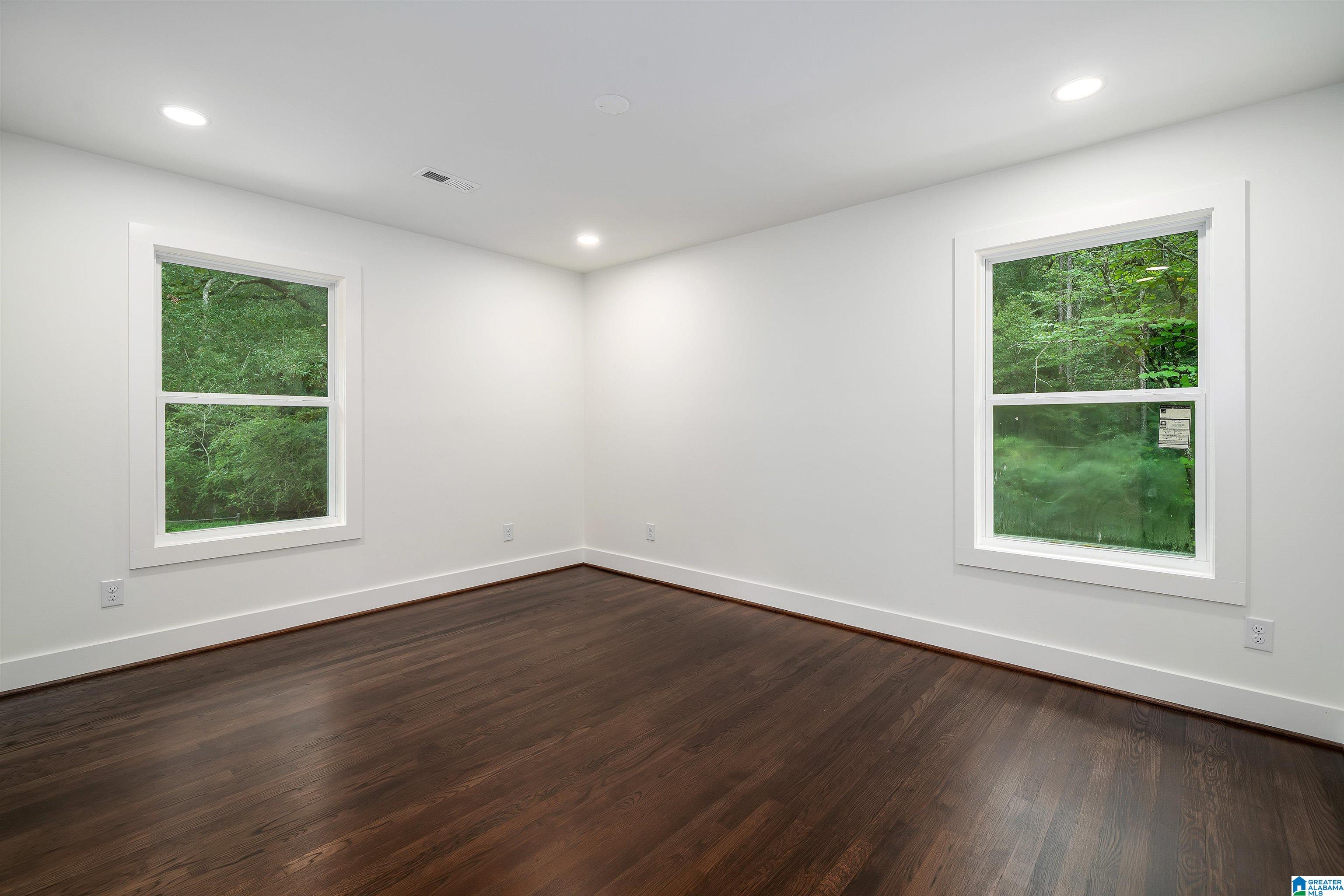 832 CHELSEA ROAD