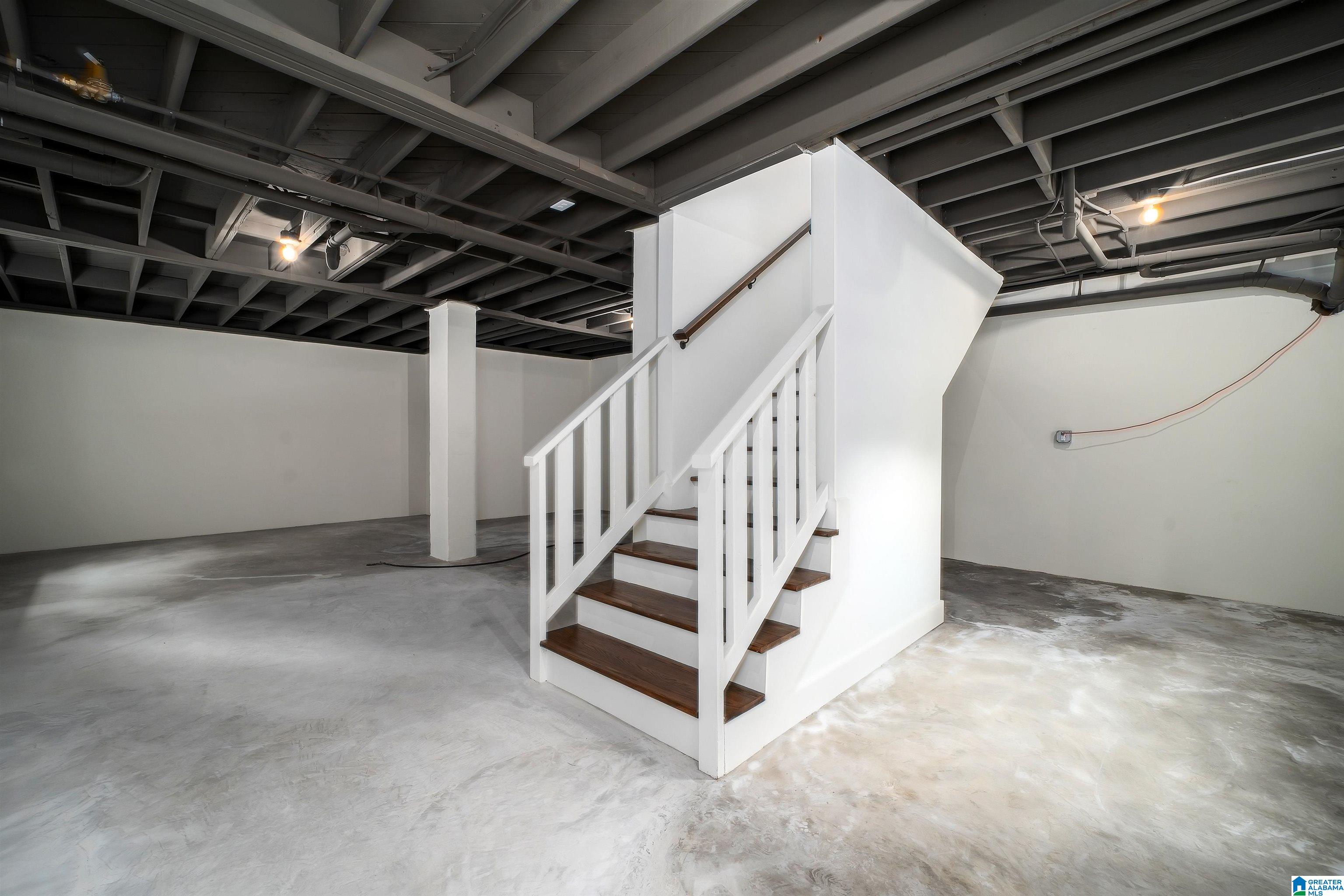 832 CHELSEA ROAD