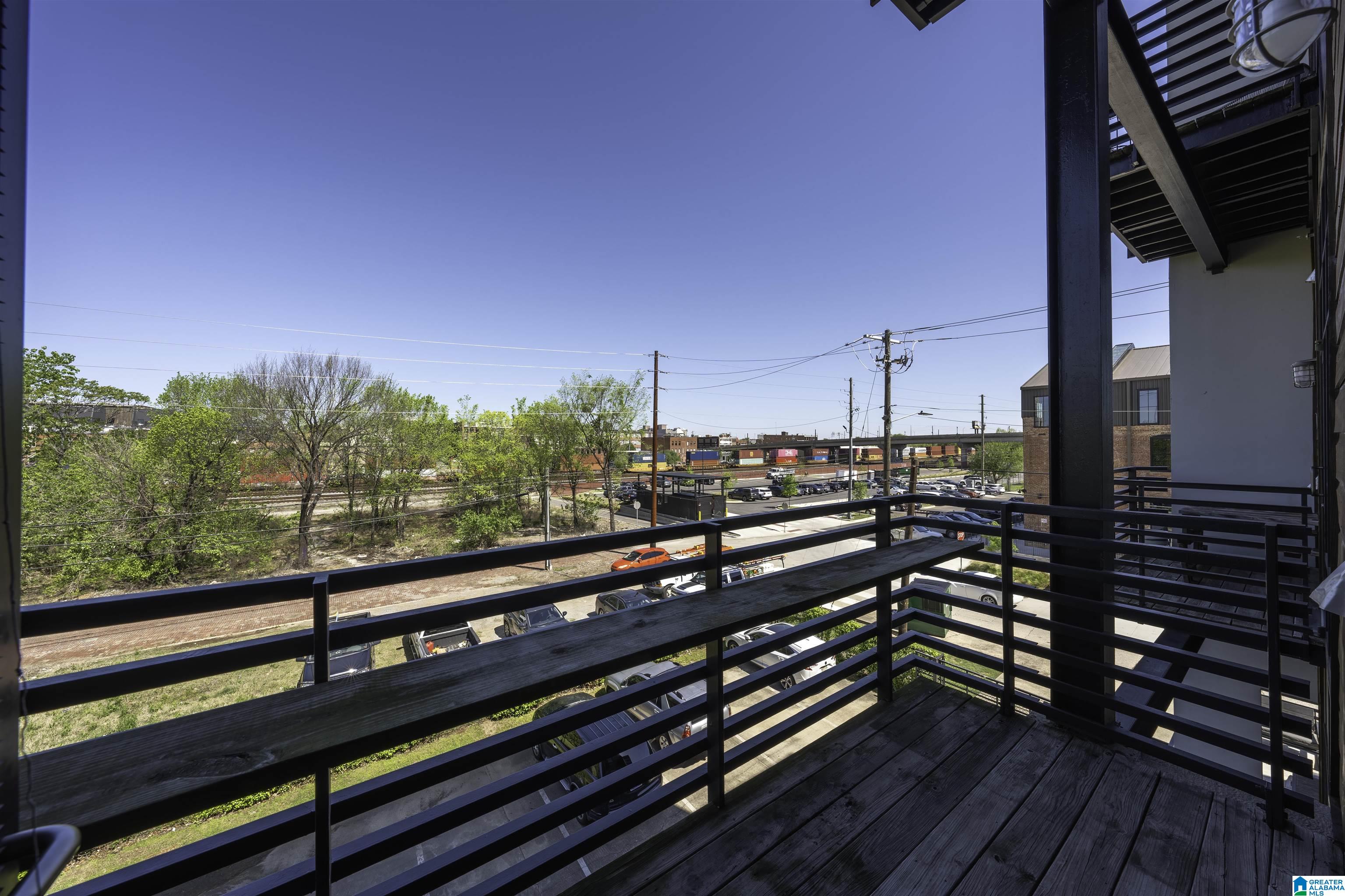 22262226 1ST AVENUE S 207
