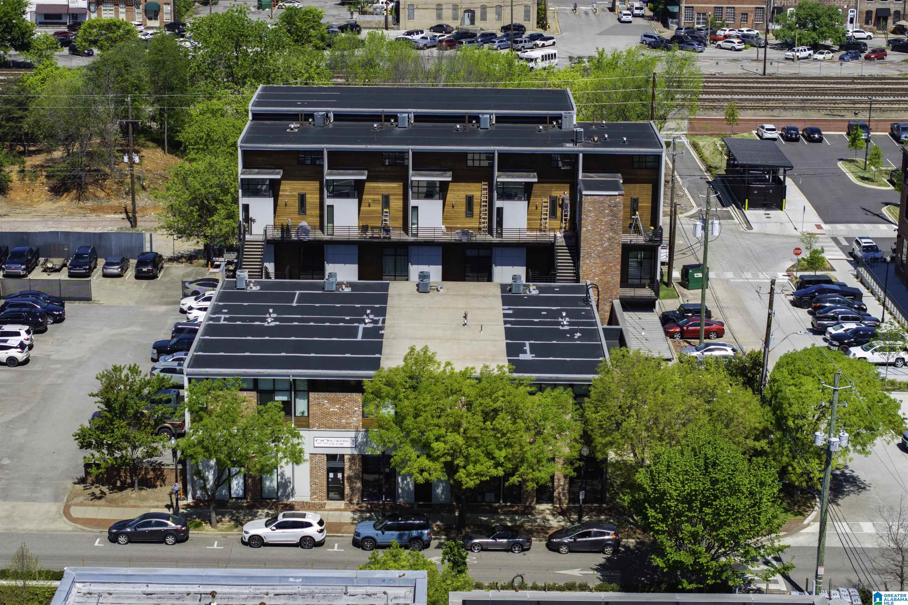 22262226 1ST AVENUE S 207