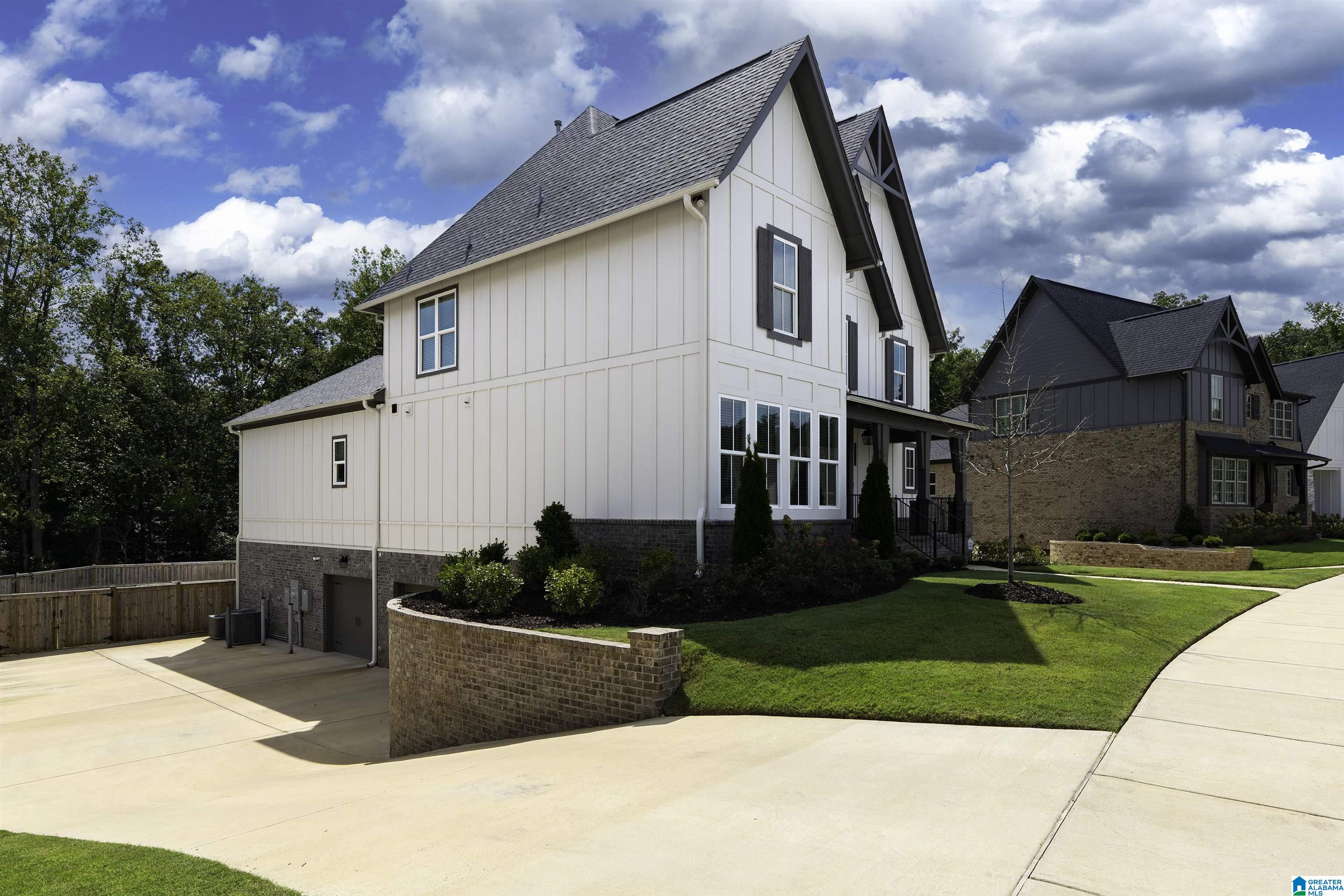 1137 CLIFTON ROAD