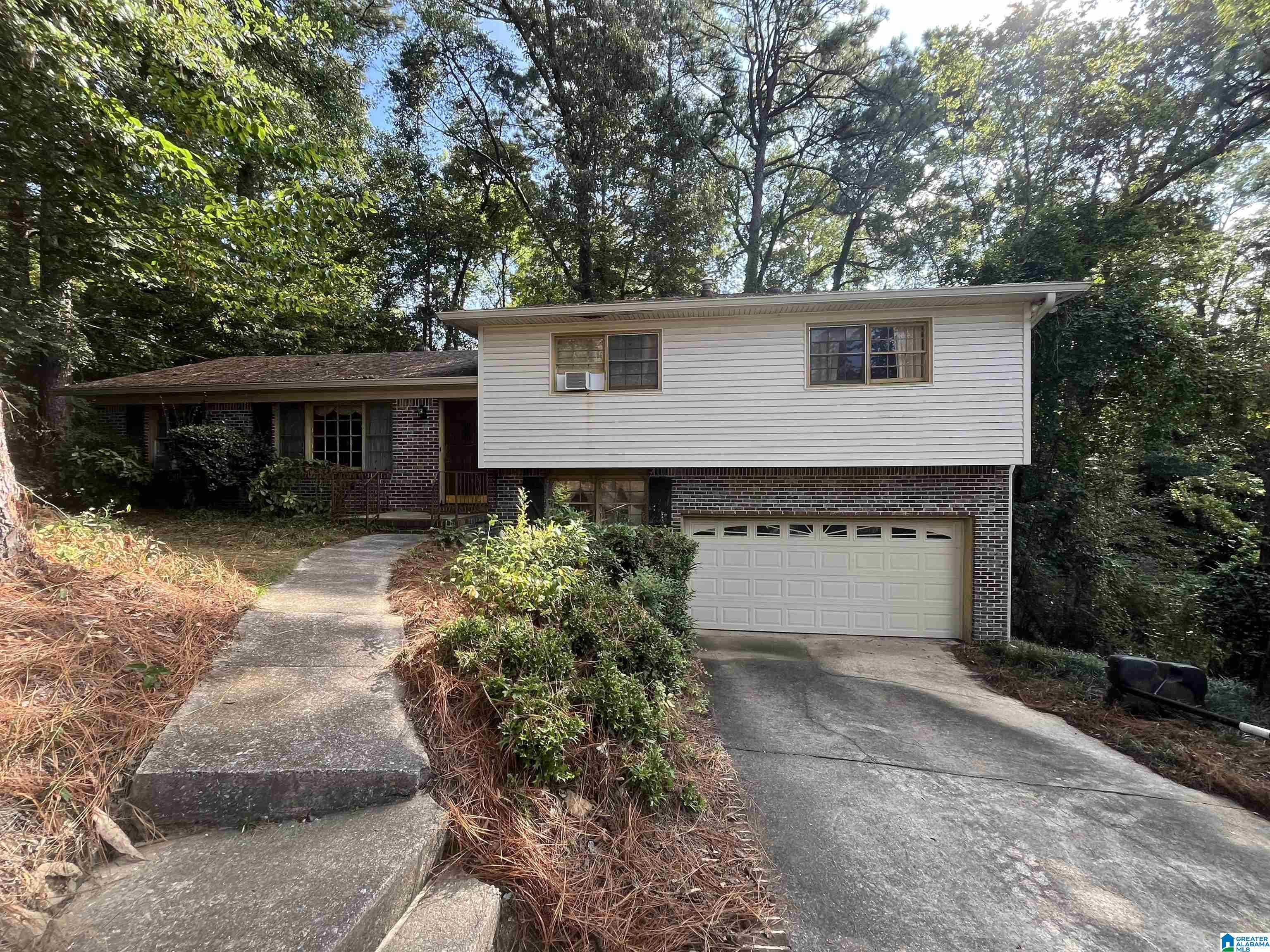 2429 SCEPTER LANE
