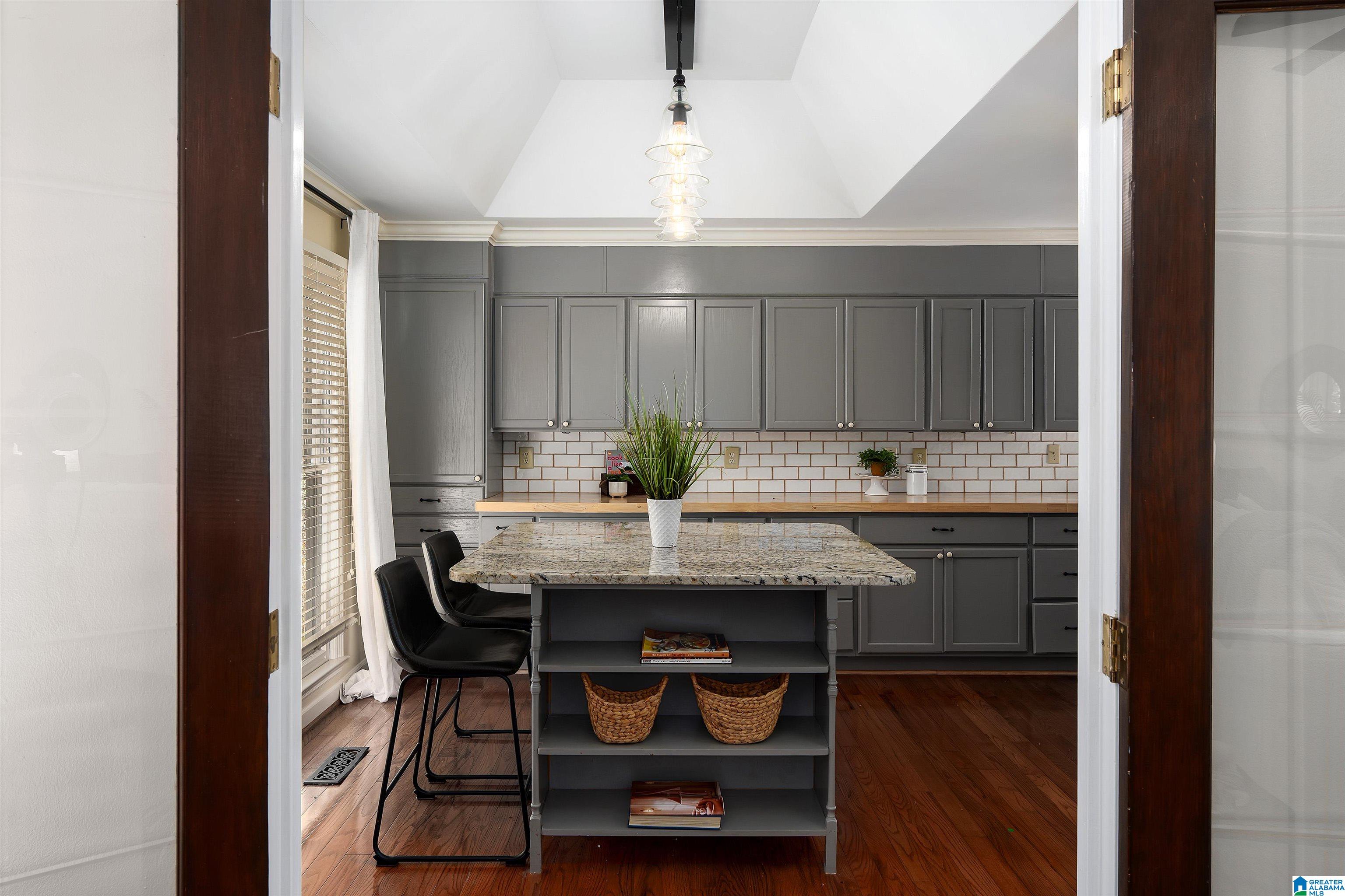 3064 WHISPERING PINES CIRCLE