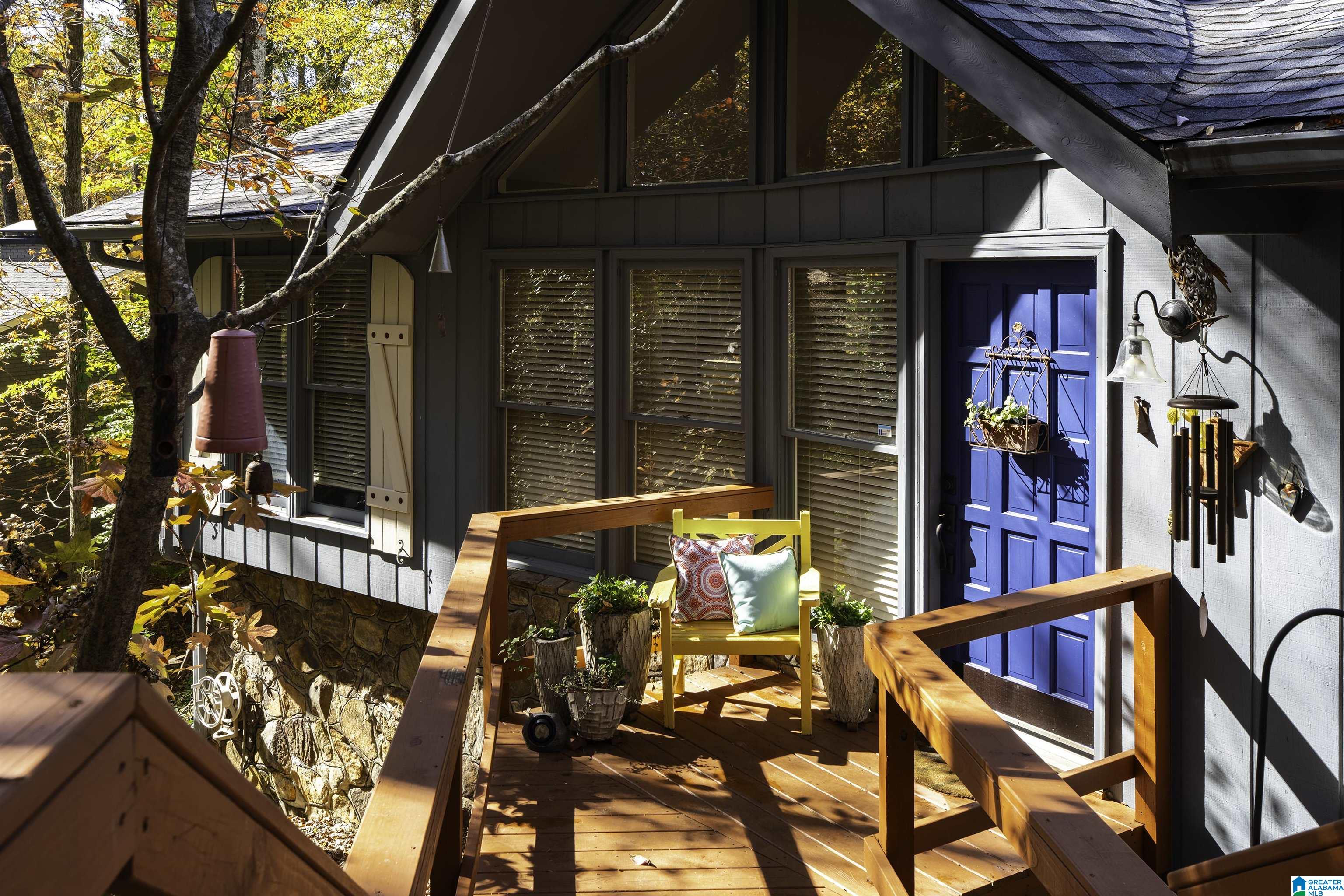 3064 WHISPERING PINES CIRCLE