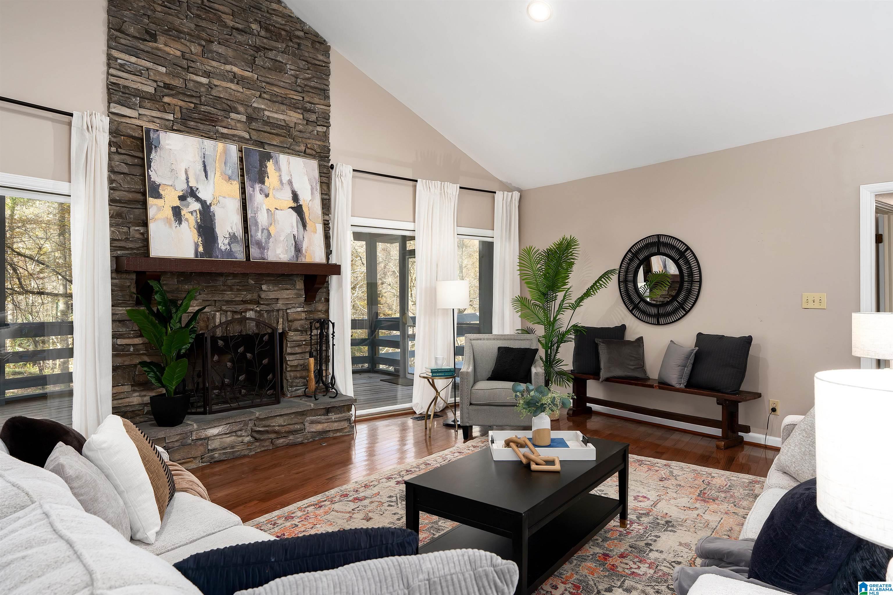 3064 WHISPERING PINES CIRCLE