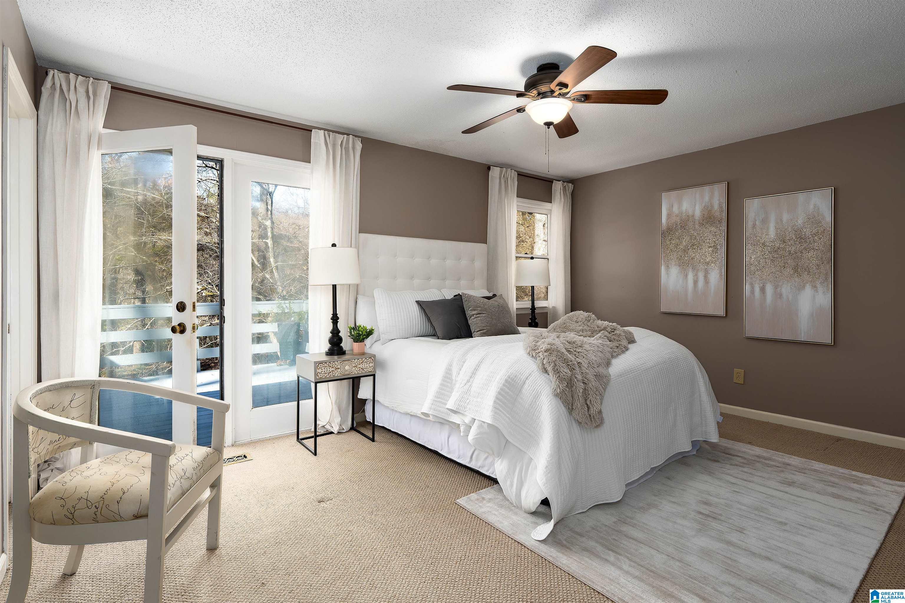 3064 WHISPERING PINES CIRCLE