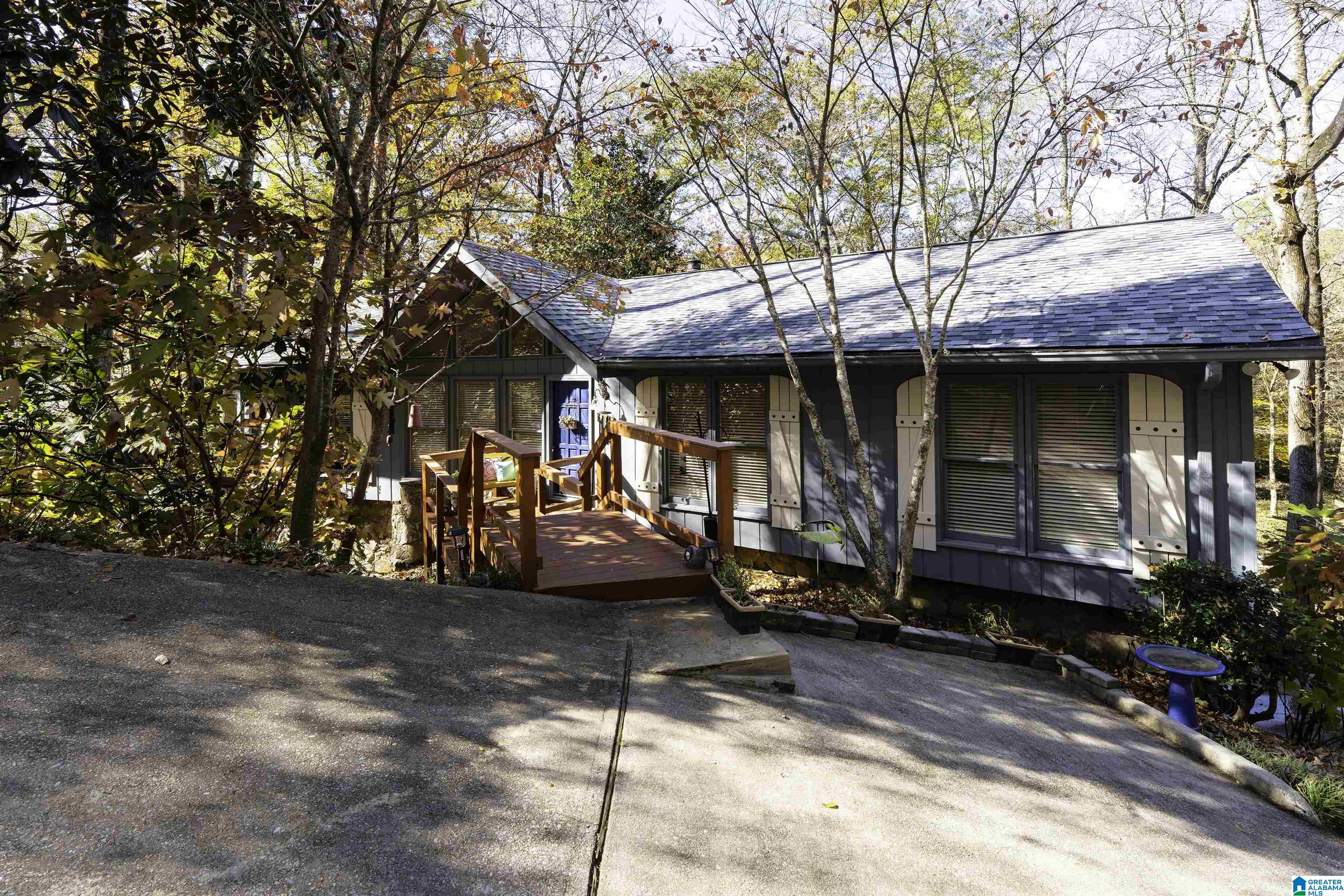 3064 WHISPERING PINES CIRCLE