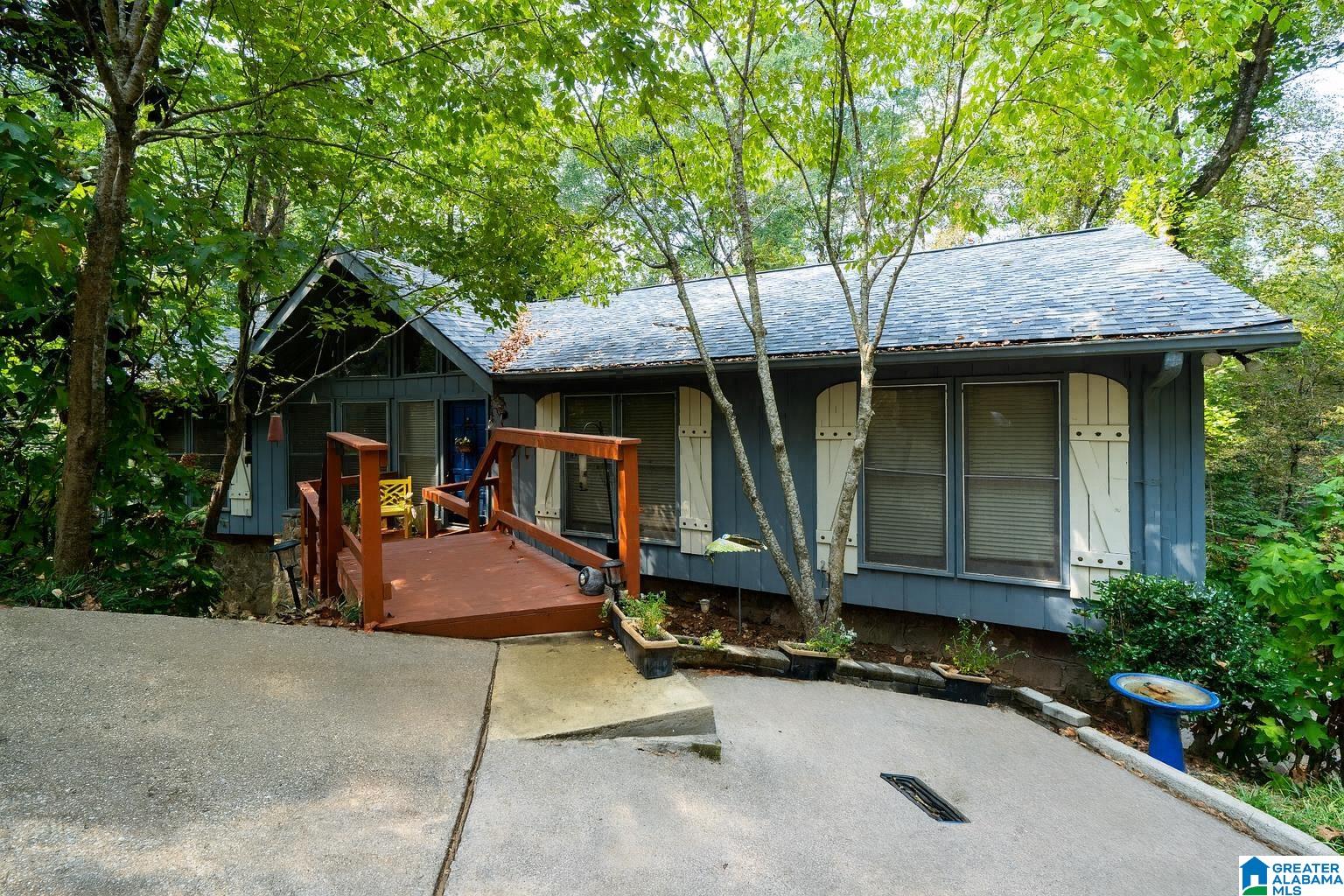 3064 WHISPERING PINES CIRCLE