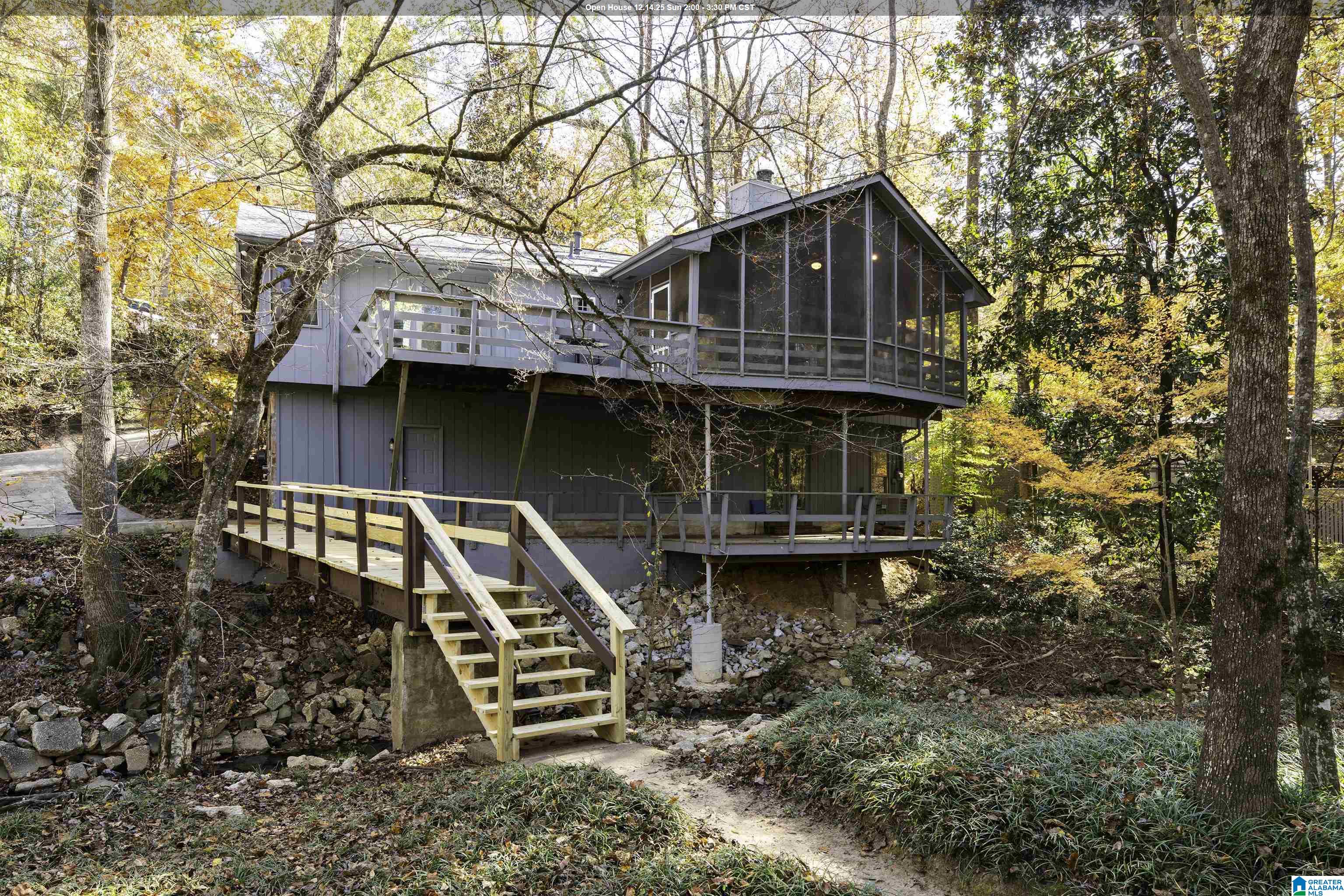 3064 WHISPERING PINES CIRCLE