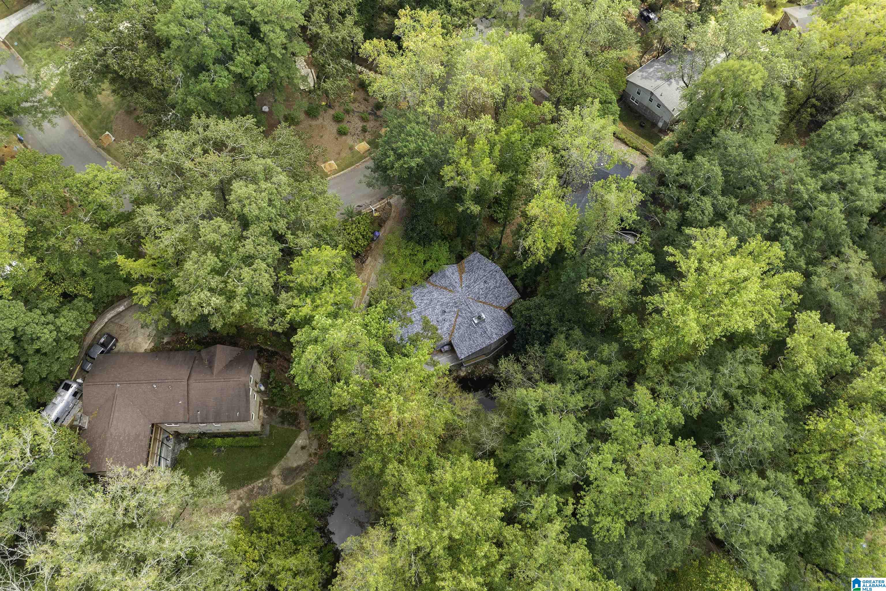 3064 WHISPERING PINES CIRCLE