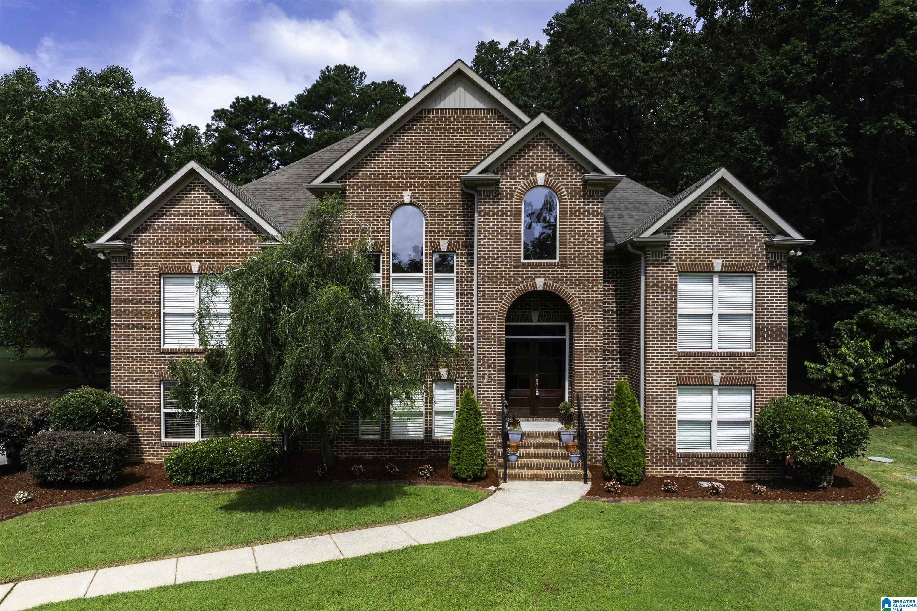 3588 LAKEFRONT TRAIL
