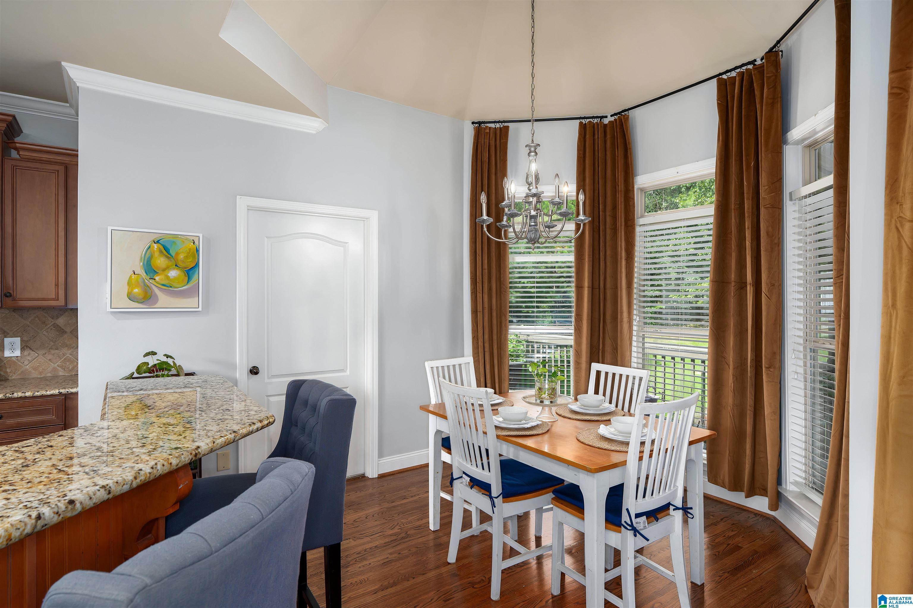3588 LAKEFRONT TRAIL