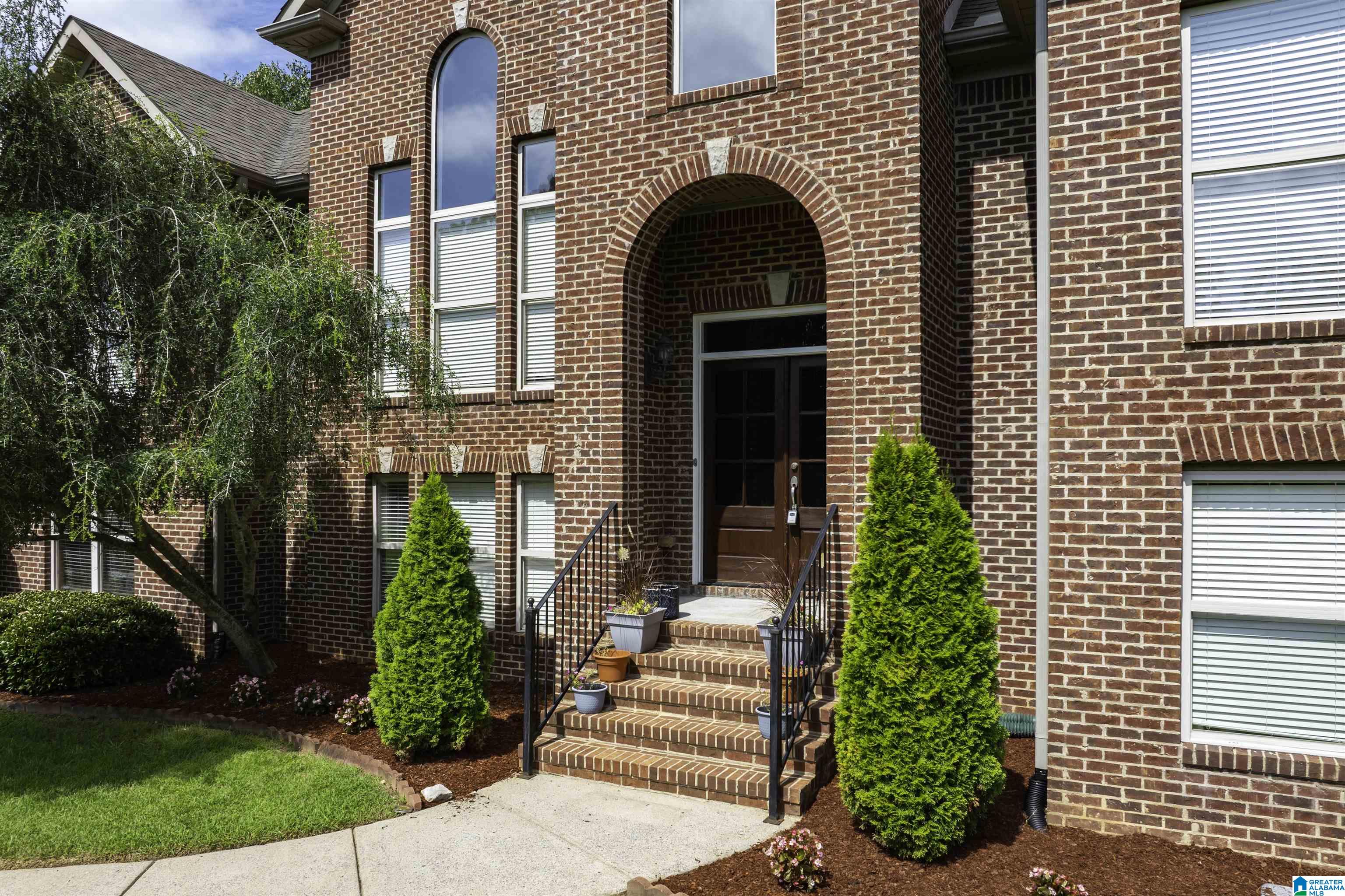 3588 LAKEFRONT TRAIL