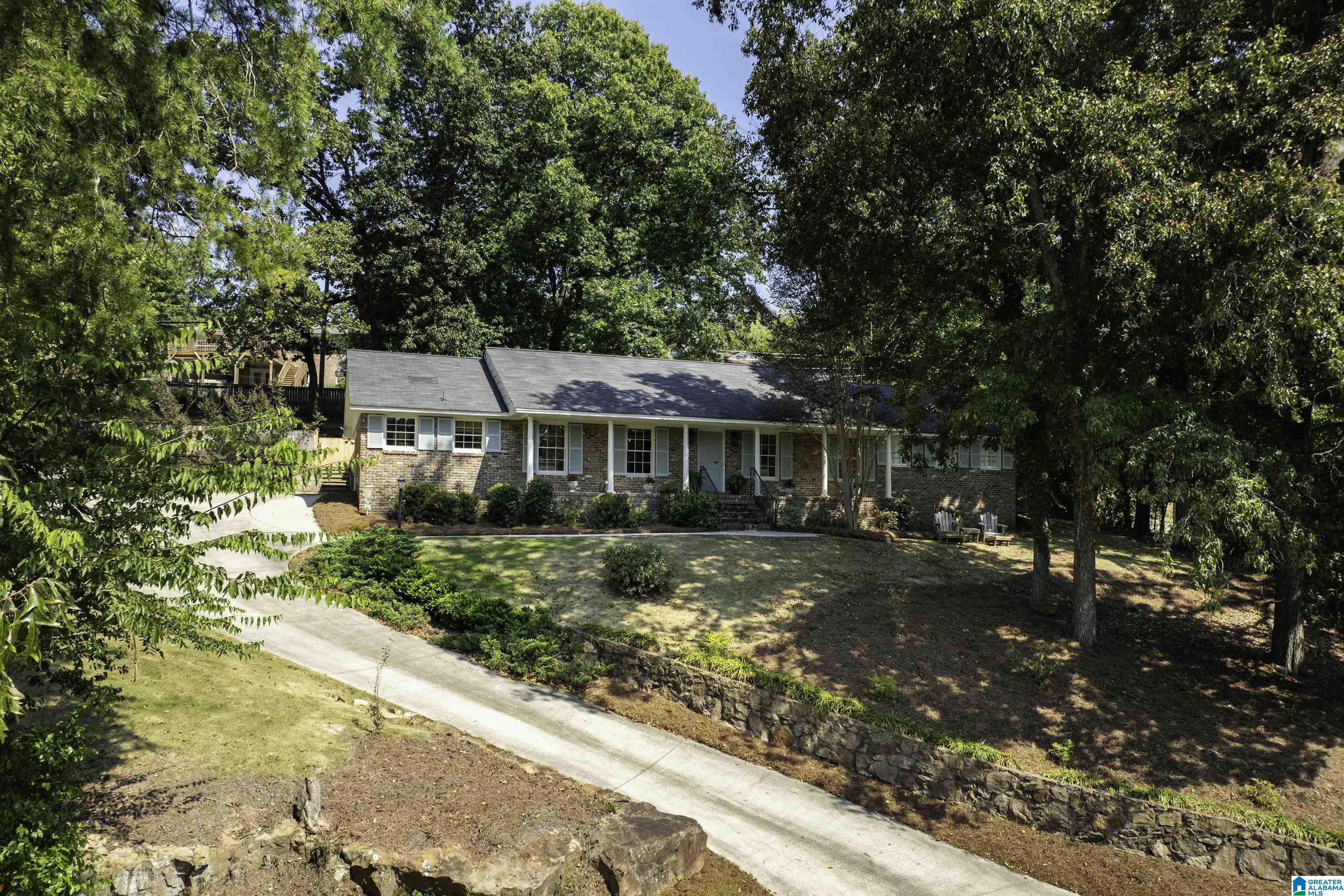 1312 ROUND HILL ROAD