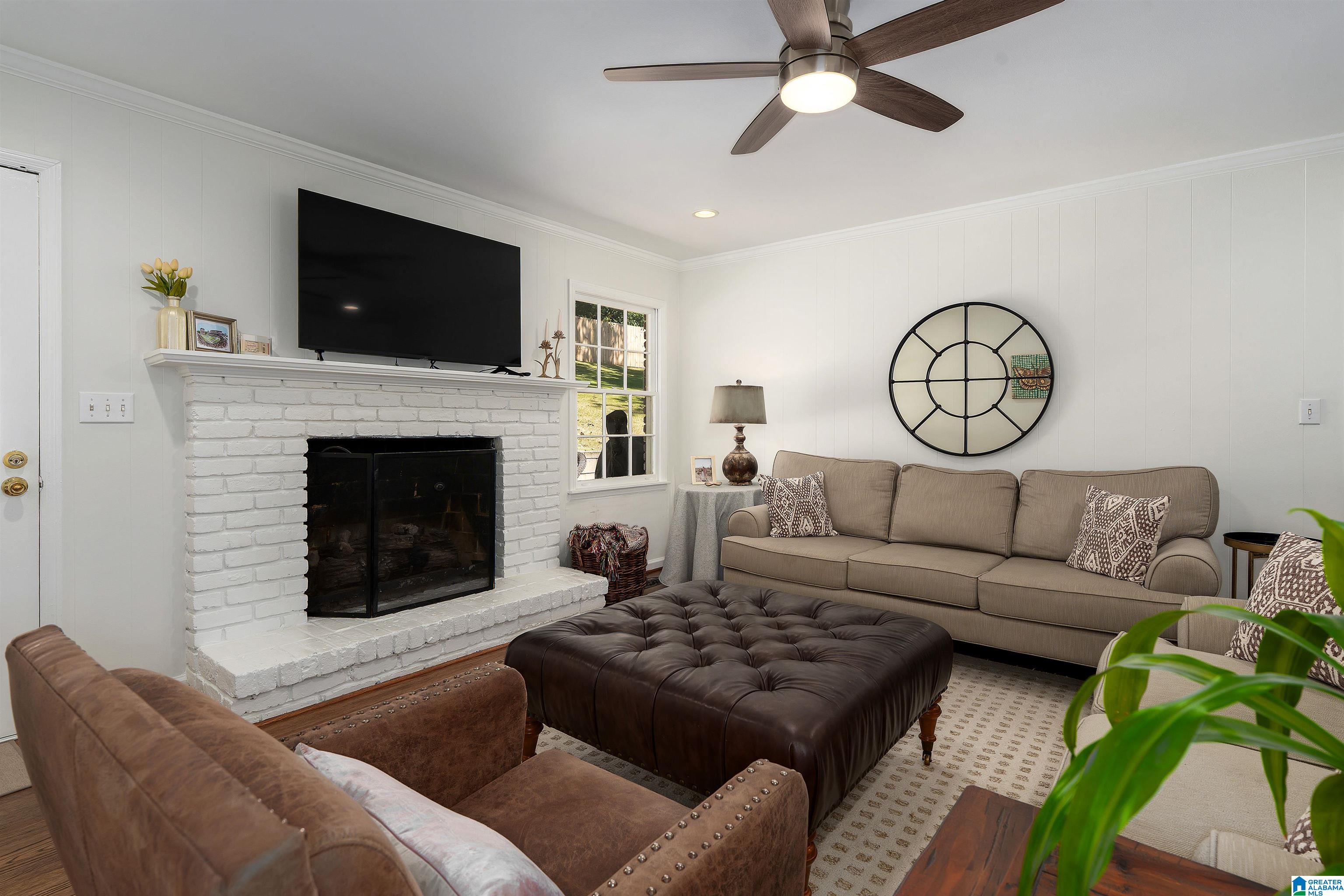 1312 ROUND HILL ROAD