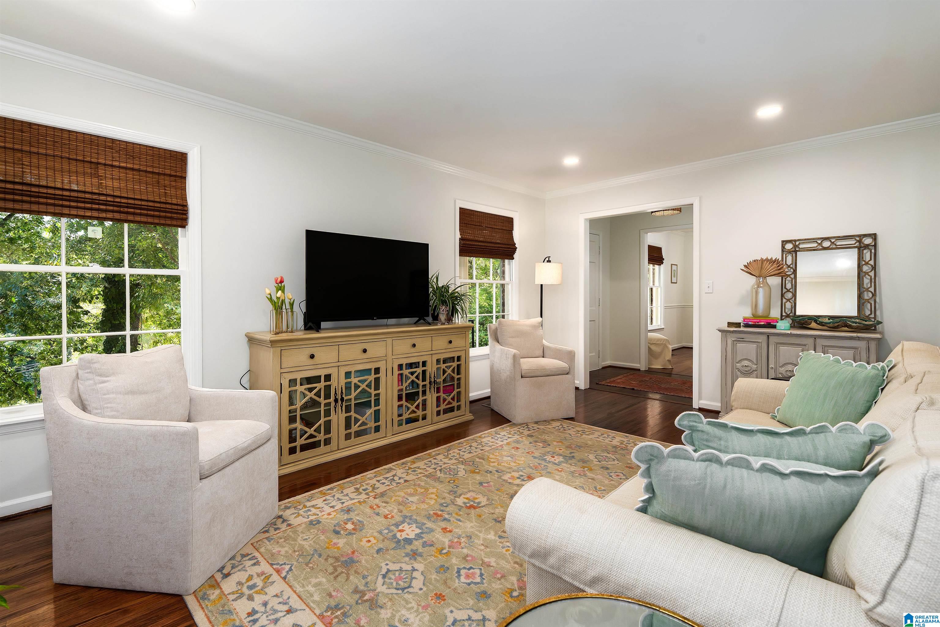1312 ROUND HILL ROAD
