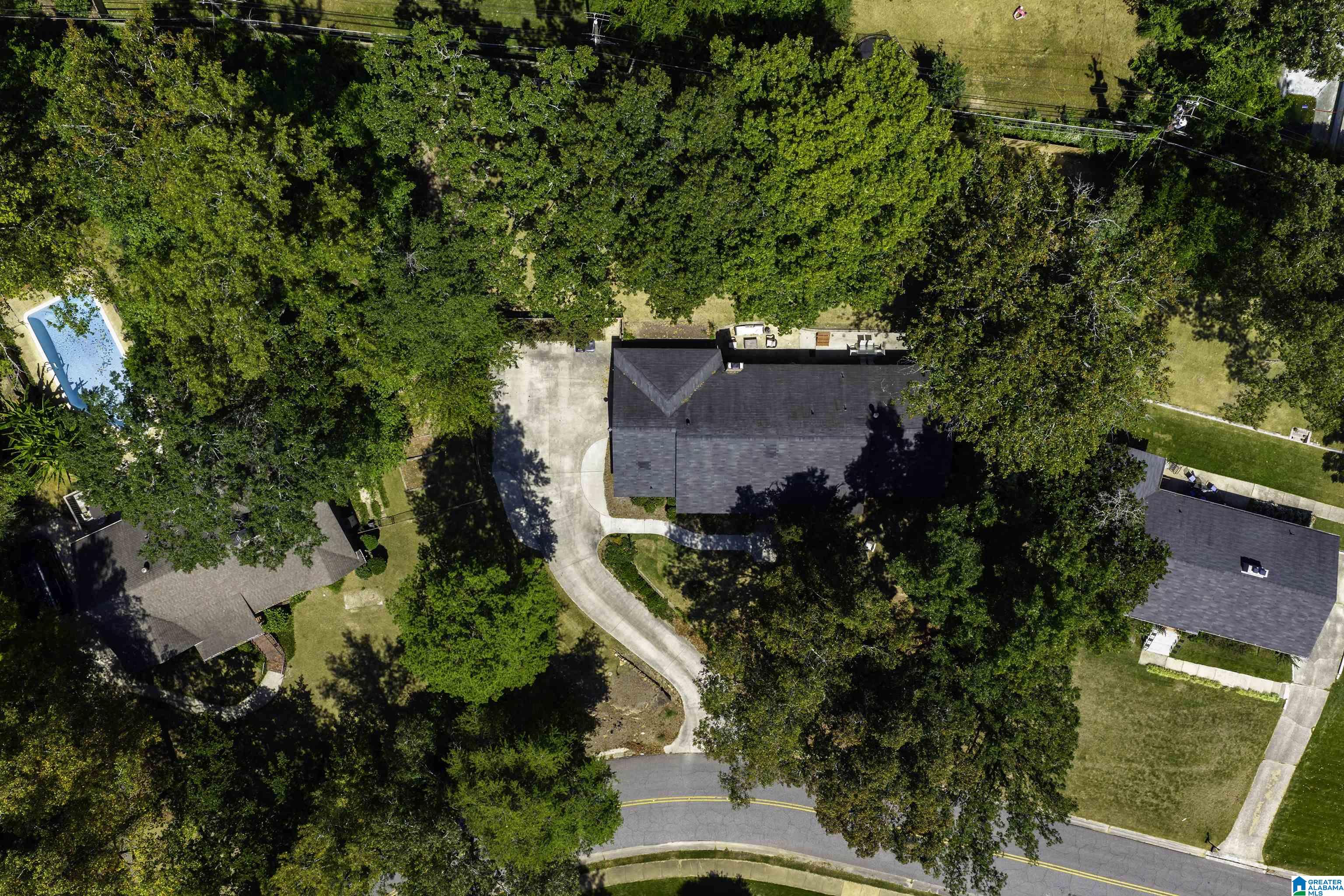 1312 ROUND HILL ROAD