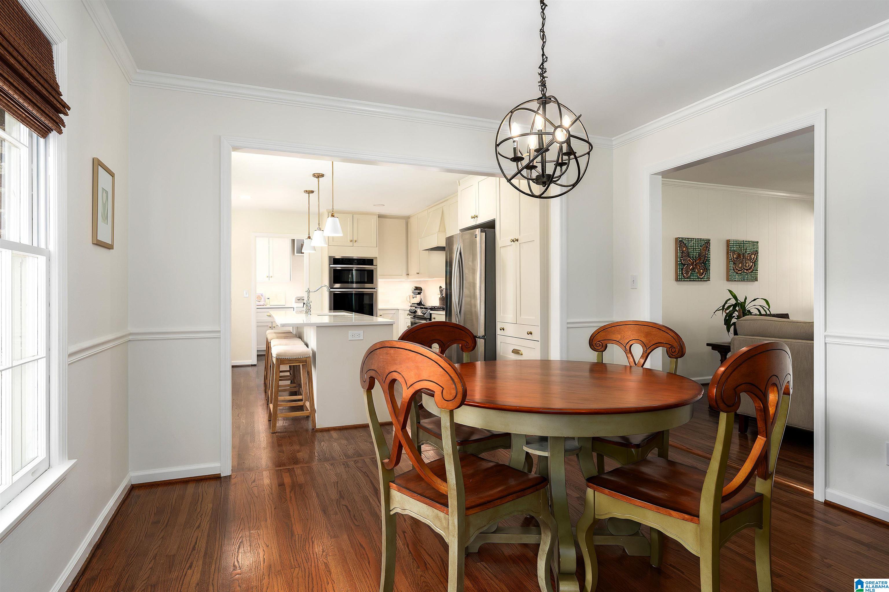 1312 ROUND HILL ROAD