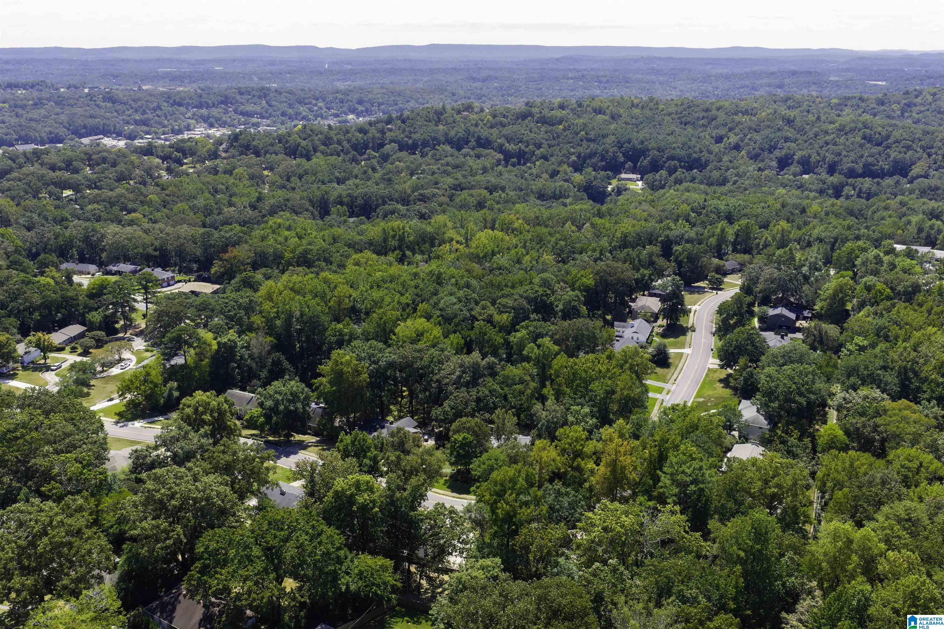 1312 ROUND HILL ROAD