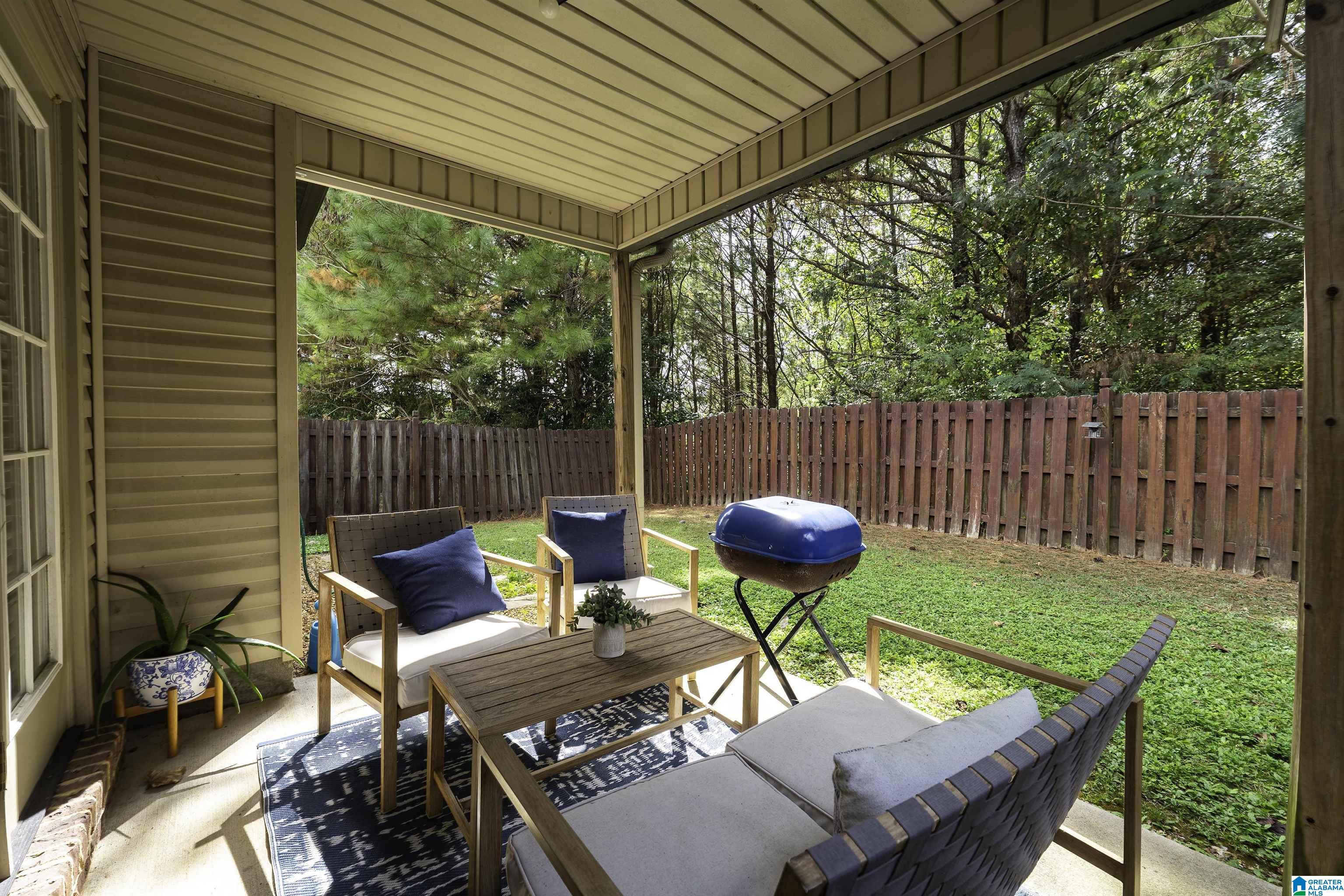 2457 RIDGEMONT DRIVE