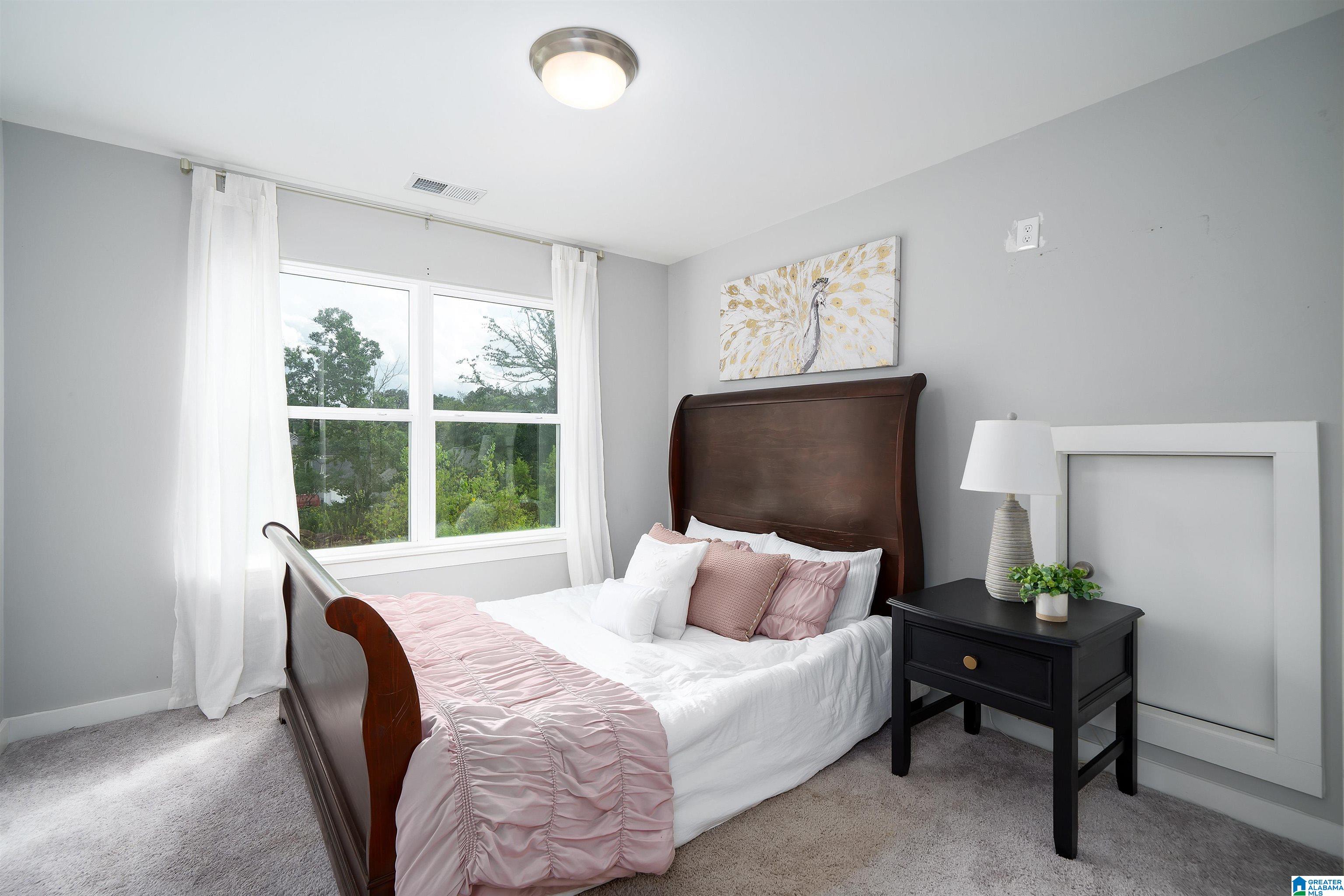 911 WHITE BARN CIRCLE