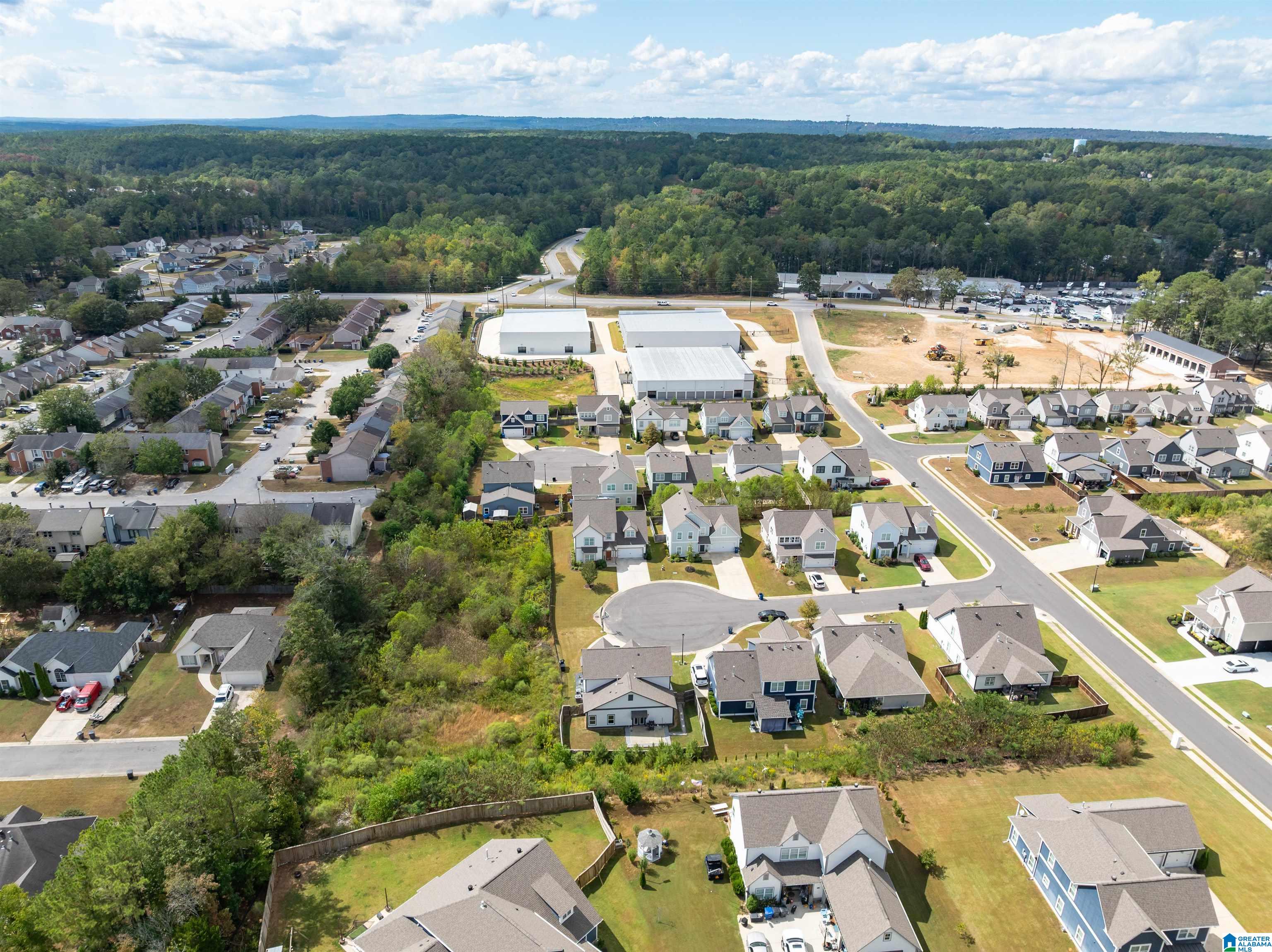 911 WHITE BARN CIRCLE