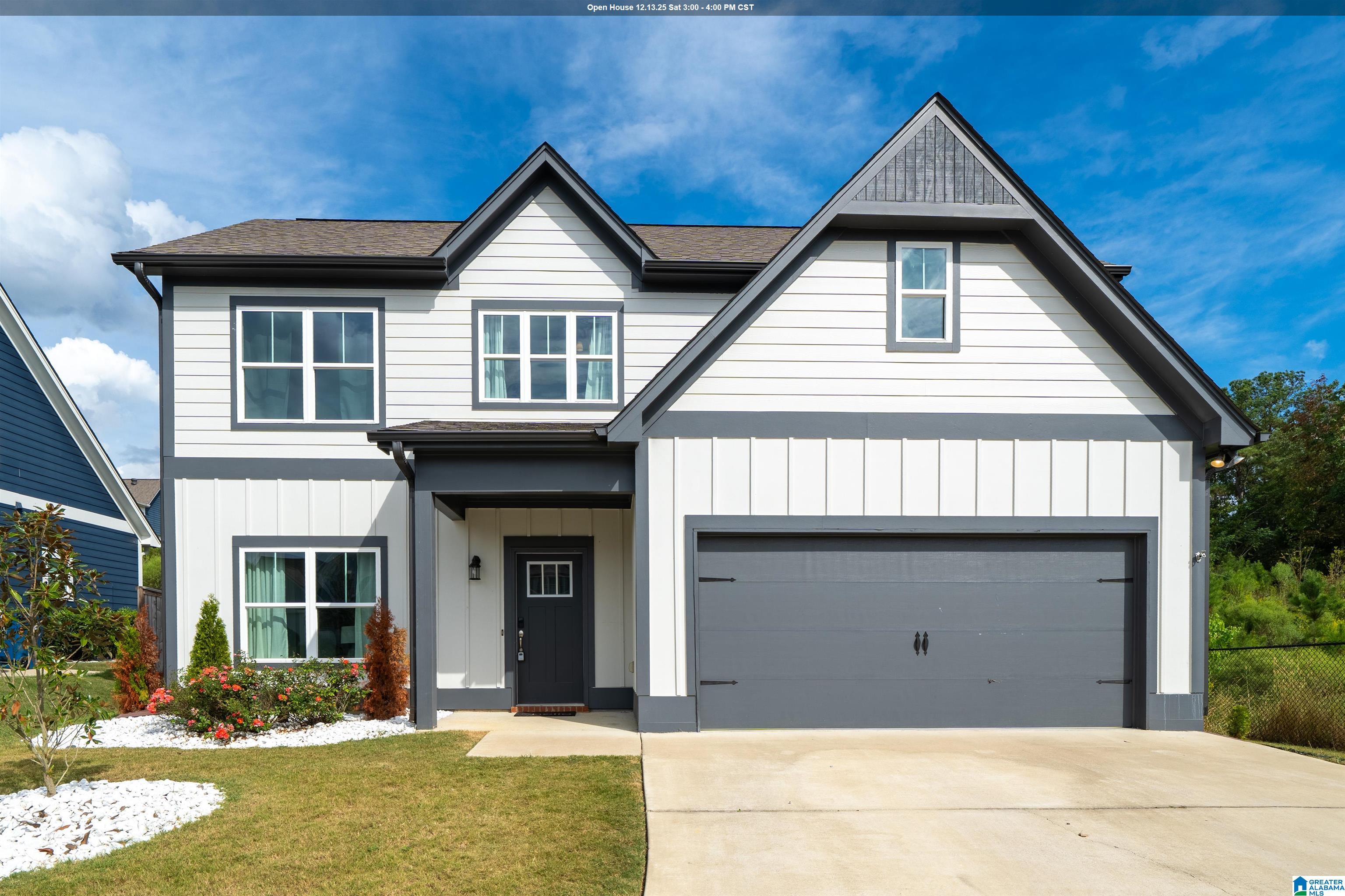 911 WHITE BARN CIRCLE