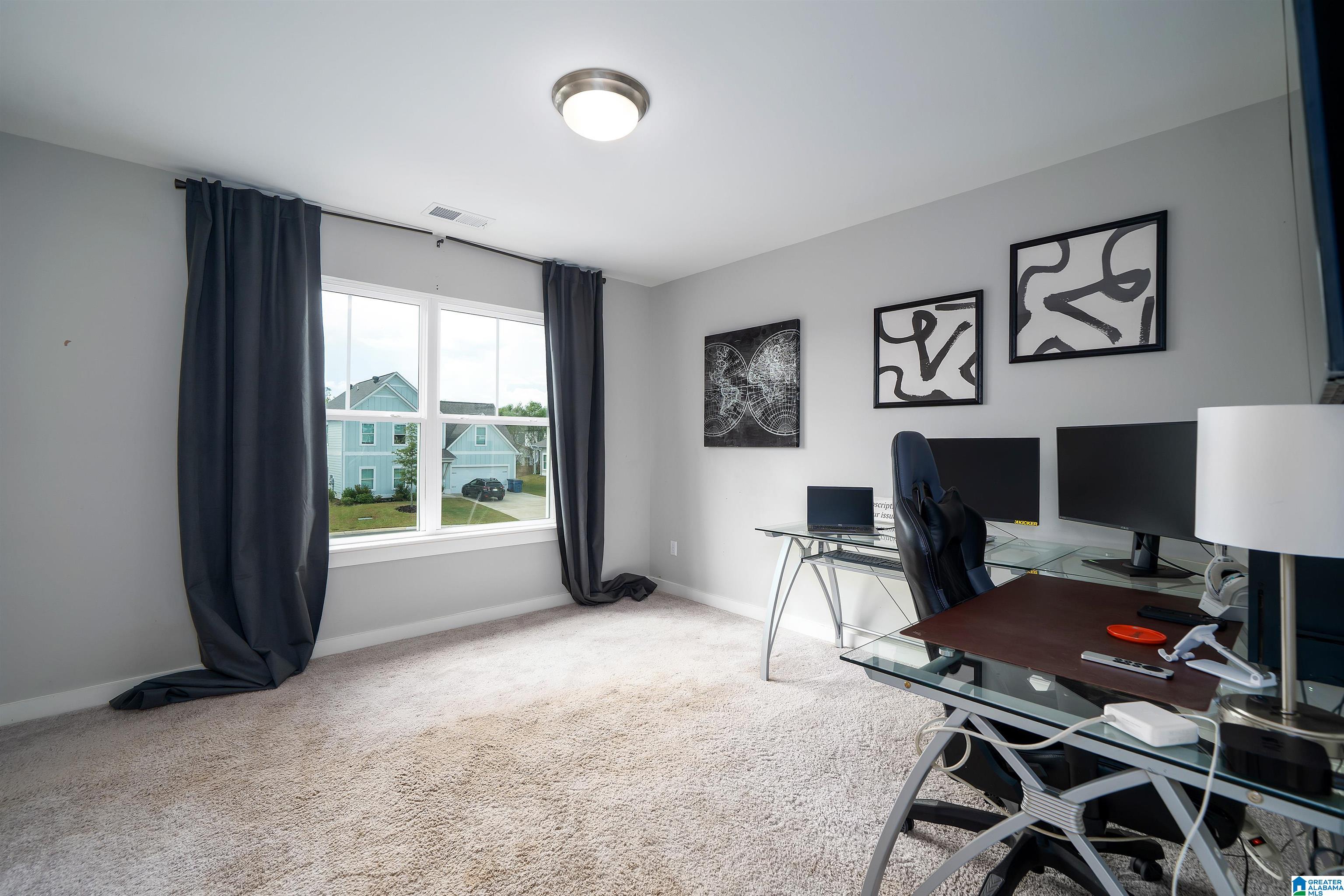 911 WHITE BARN CIRCLE