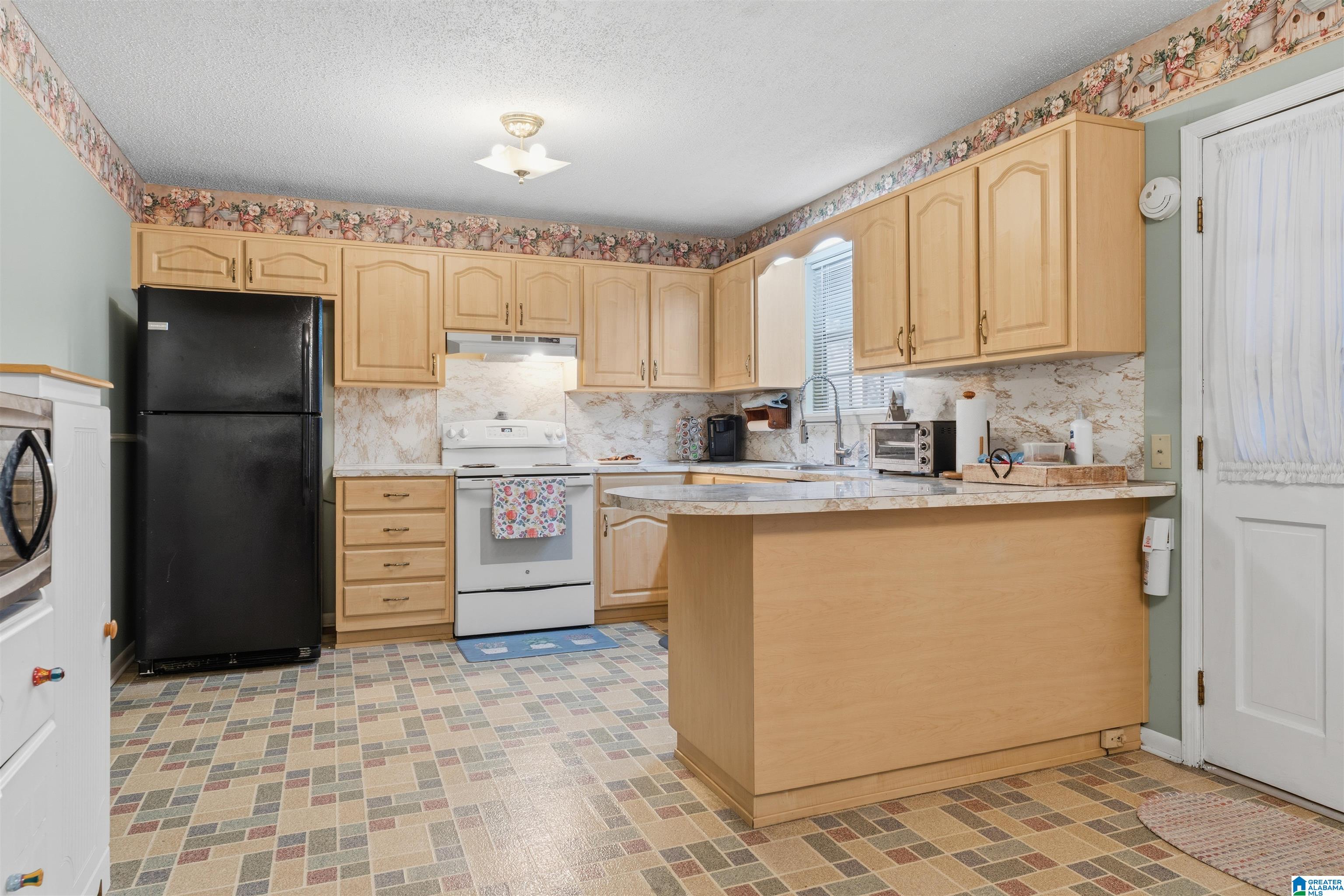 552 OVERHILL ROAD