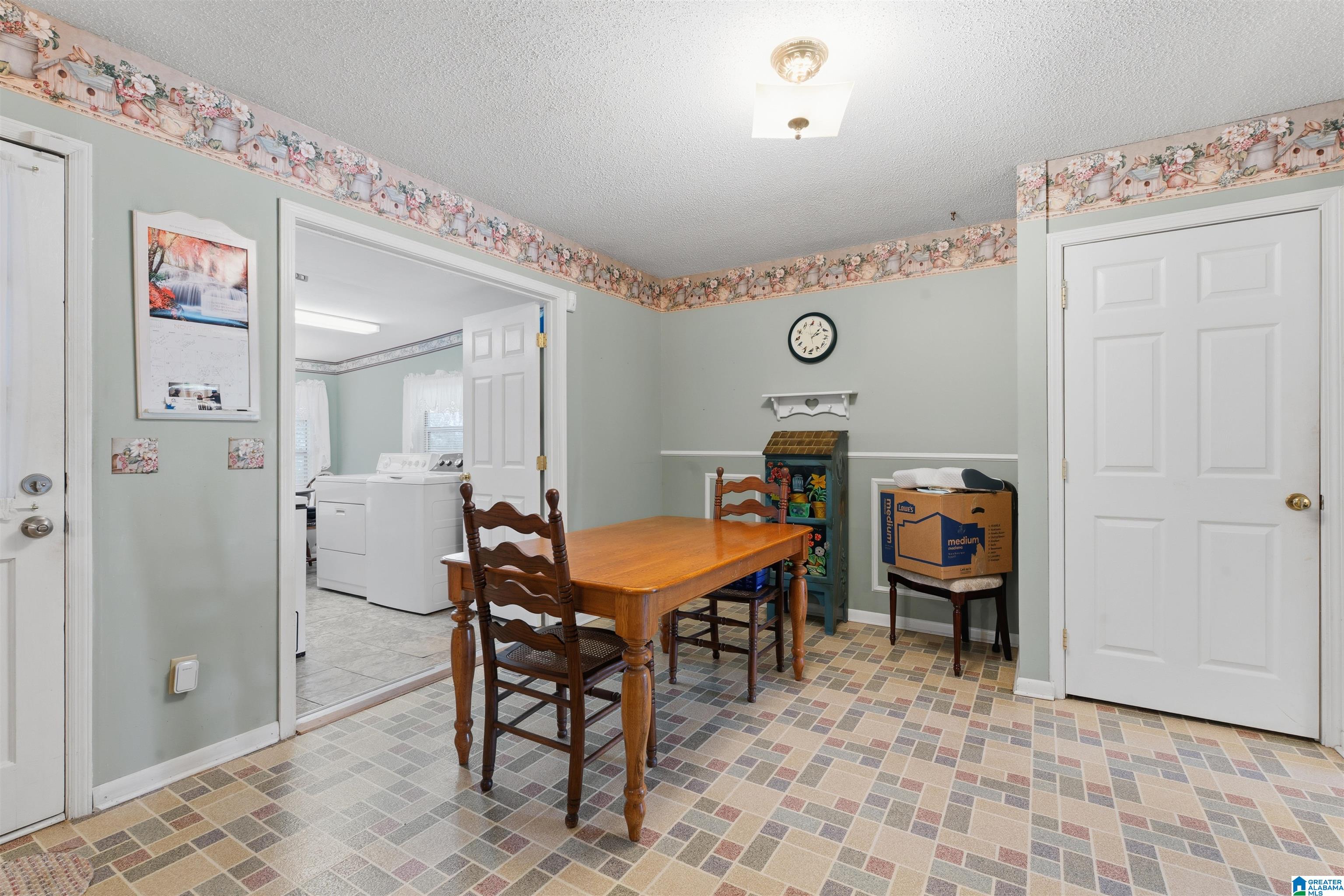 552 OVERHILL ROAD