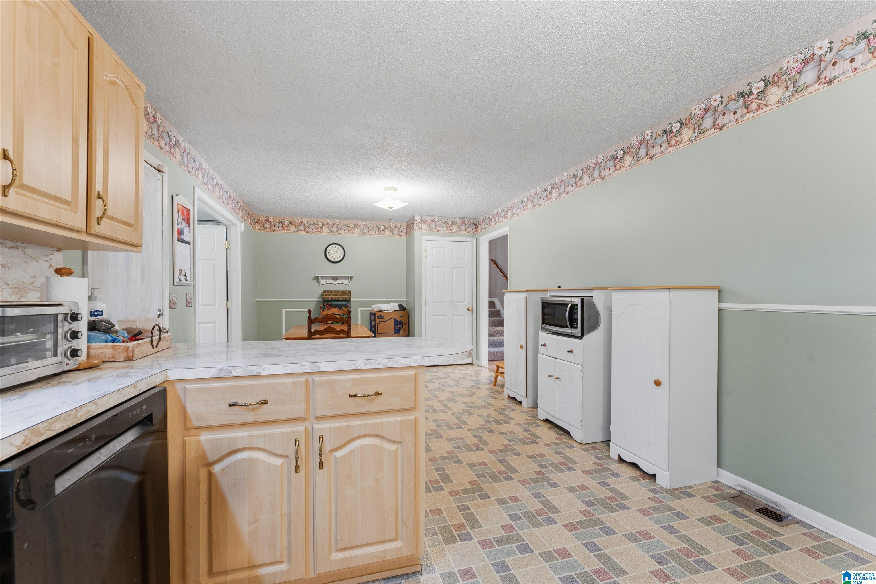 552 OVERHILL ROAD