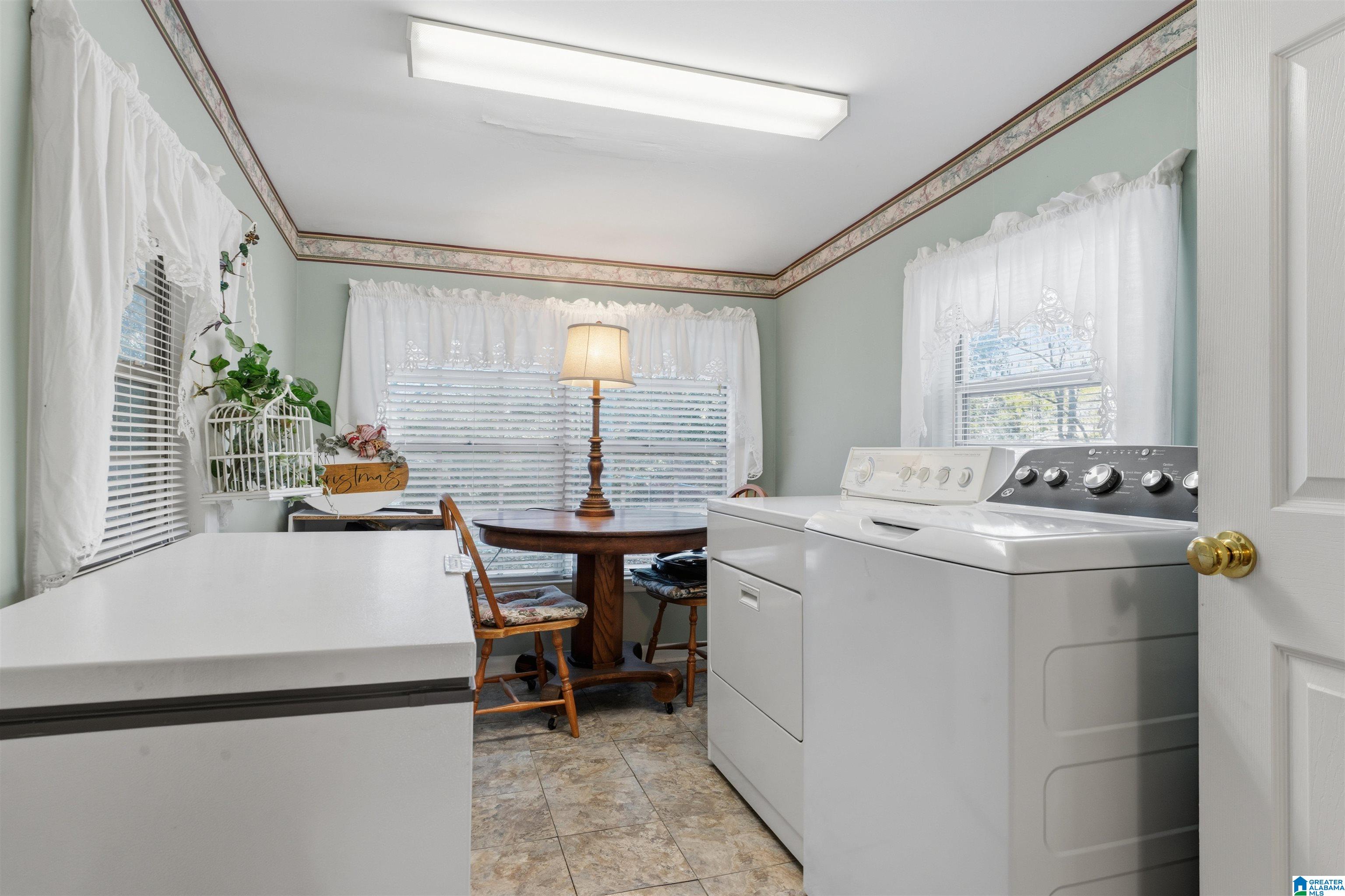552 OVERHILL ROAD