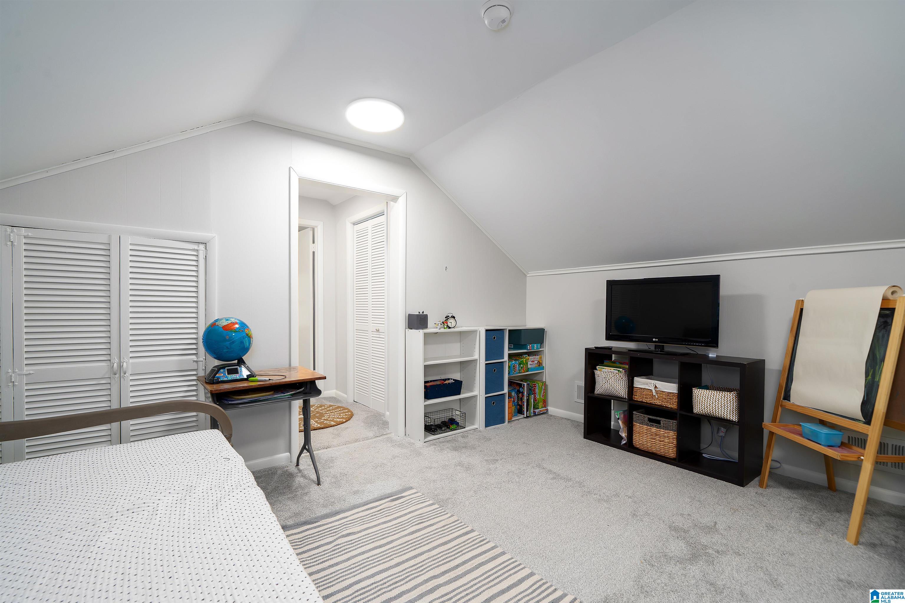 1745 WELLINGTON ROAD