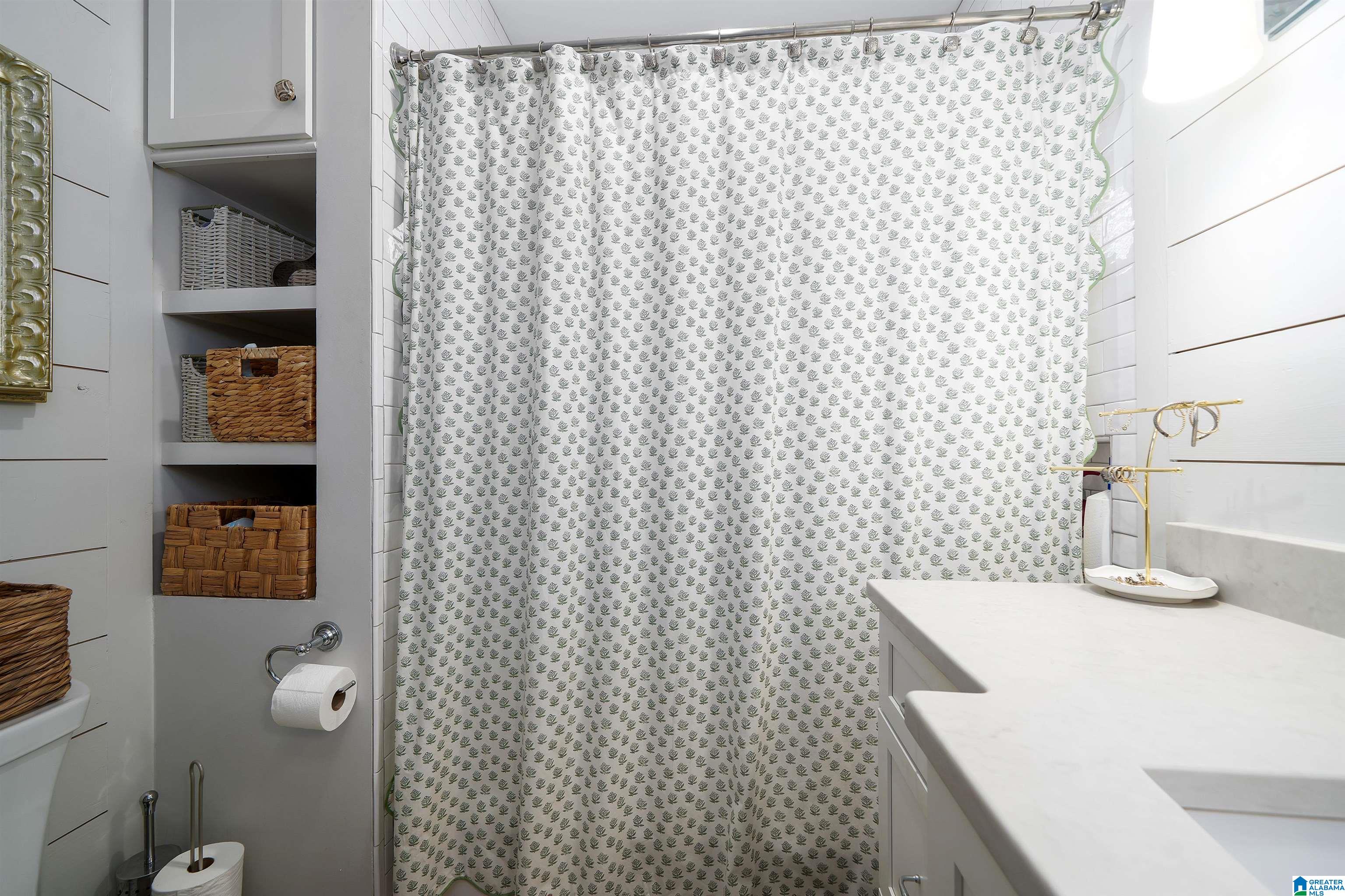 1745 WELLINGTON ROAD