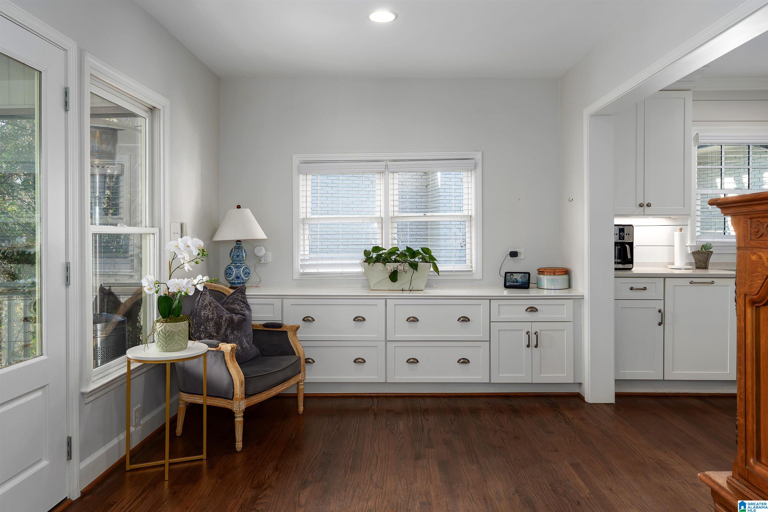 1745 WELLINGTON ROAD