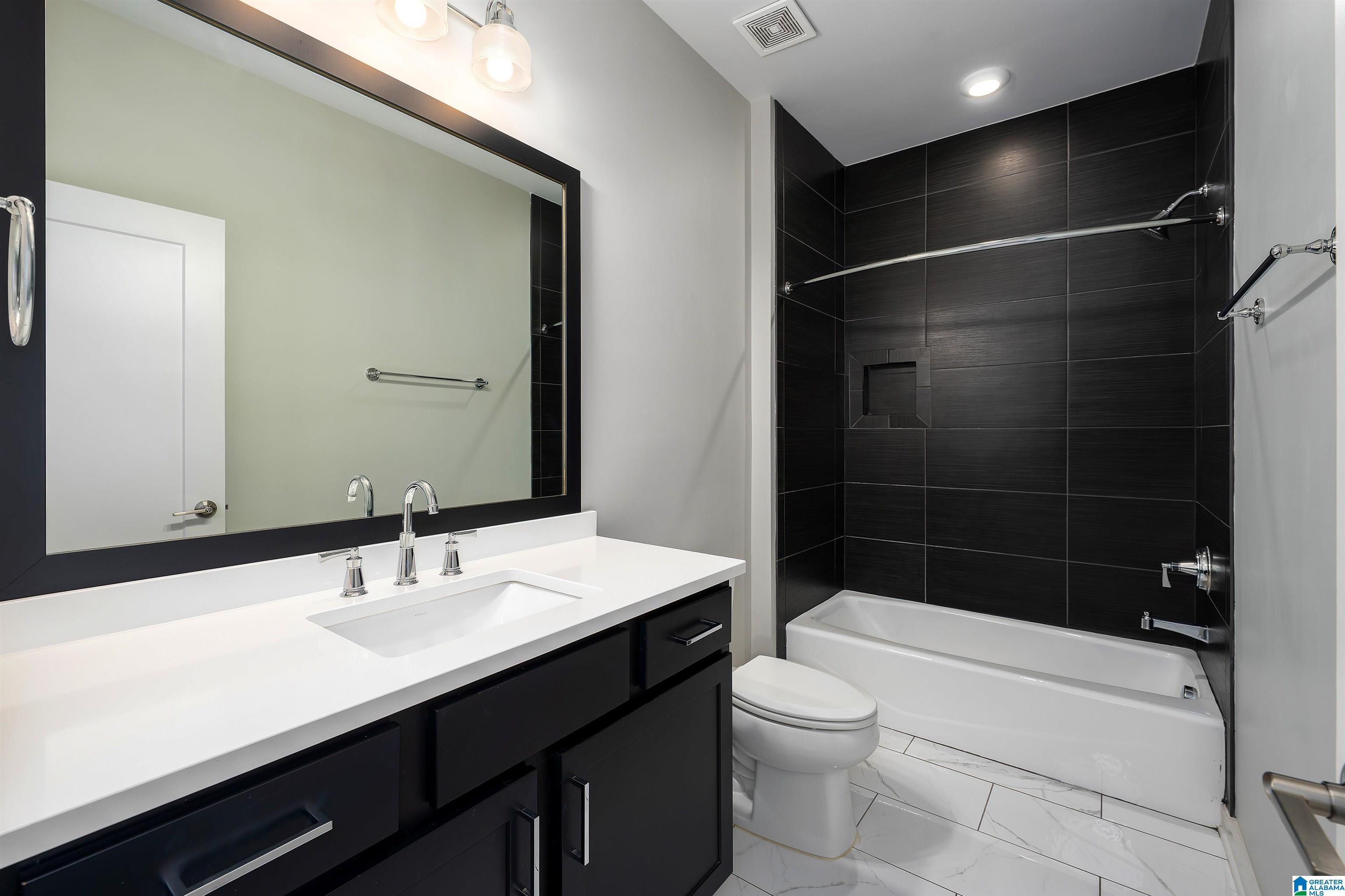 2744 BLACKRIDGE LANE