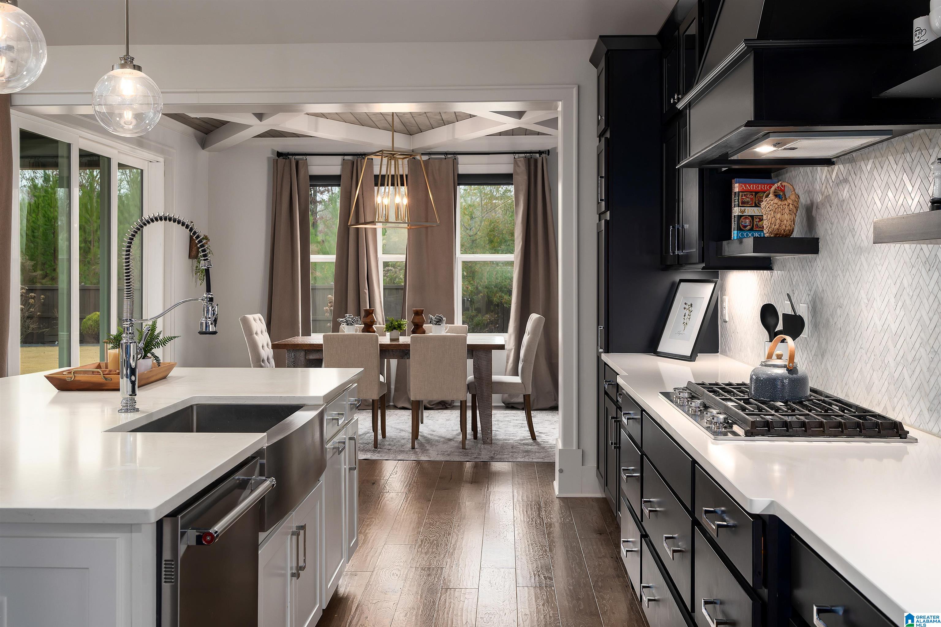 2744 BLACKRIDGE LANE