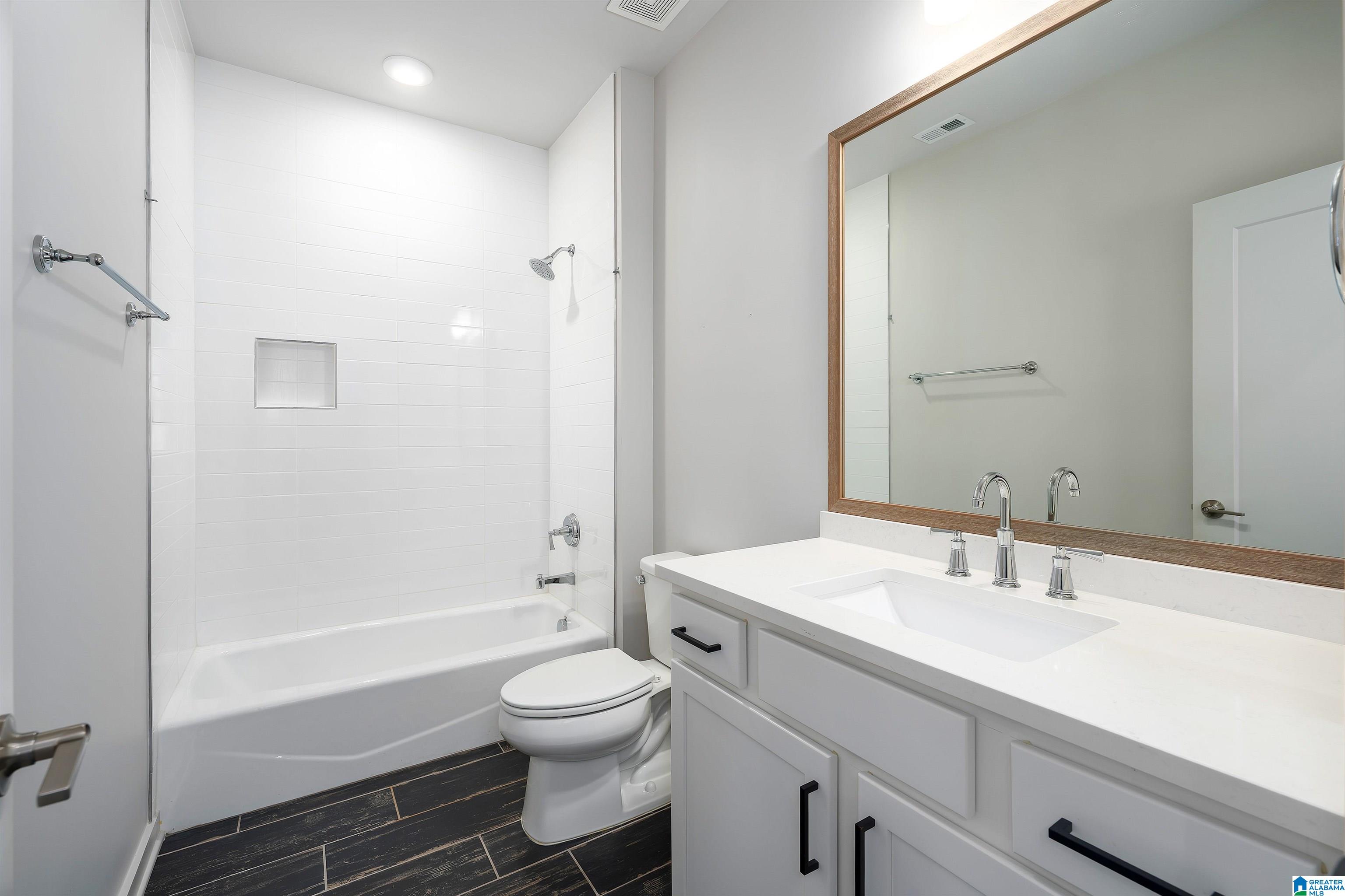 2744 BLACKRIDGE LANE